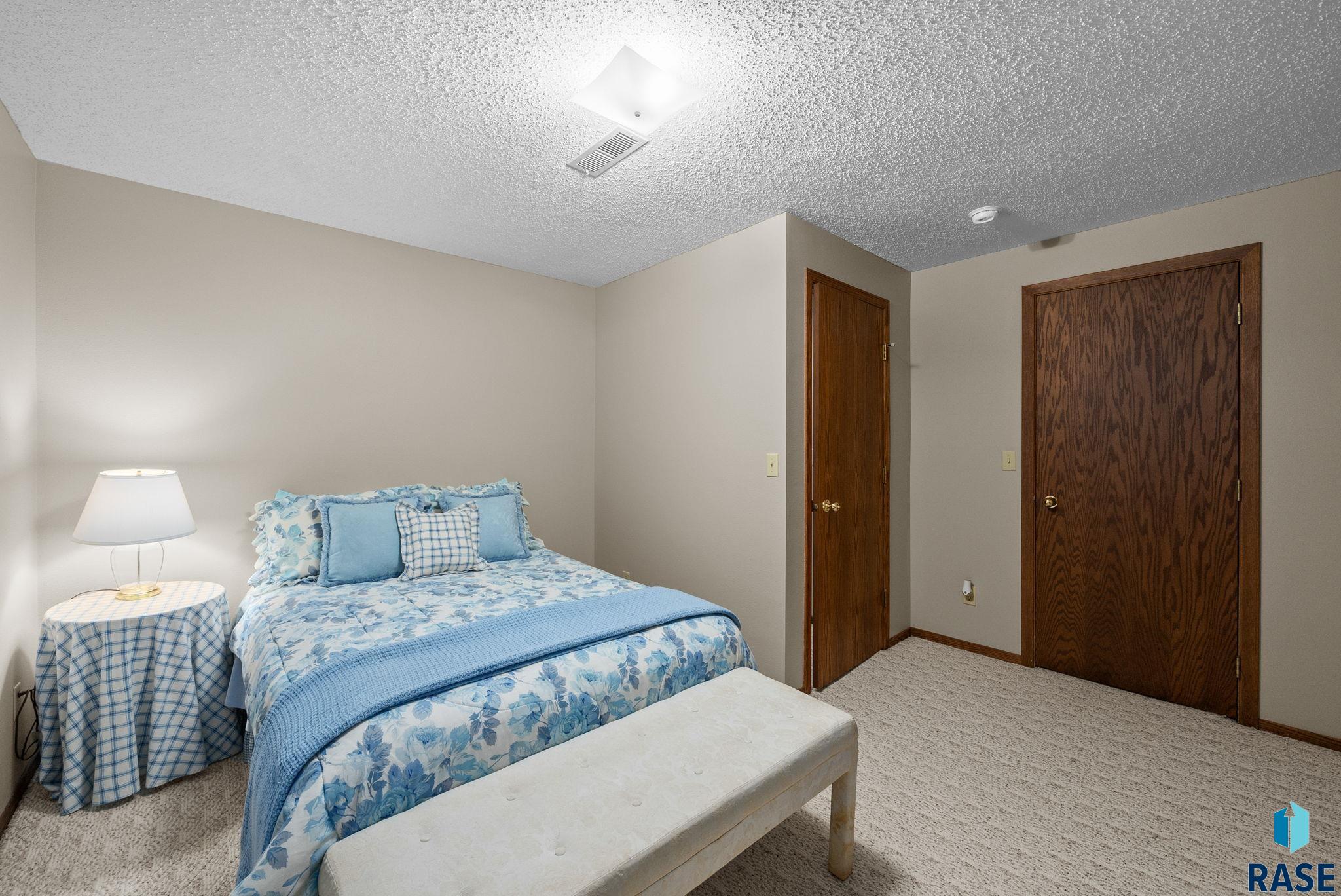 6013 W Silver Valley Dr Drive, Sioux Falls, New Jersey image 46