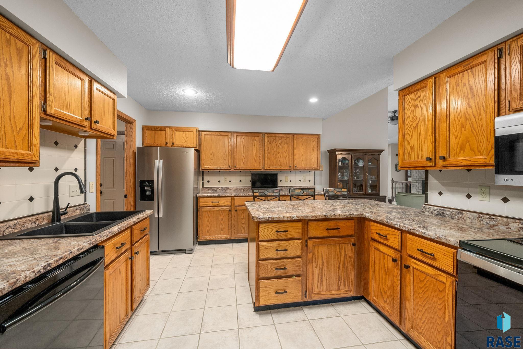 6013 W Silver Valley Dr Drive, Sioux Falls, New Jersey image 16