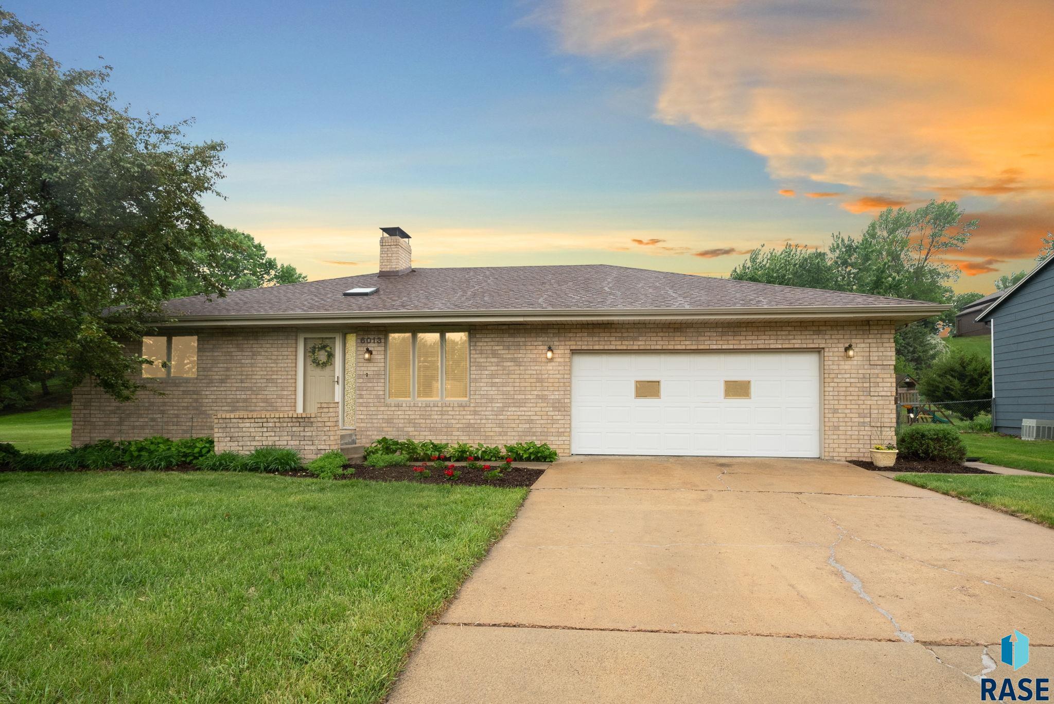 6013 W Silver Valley Dr Drive, Sioux Falls, New Jersey image 1