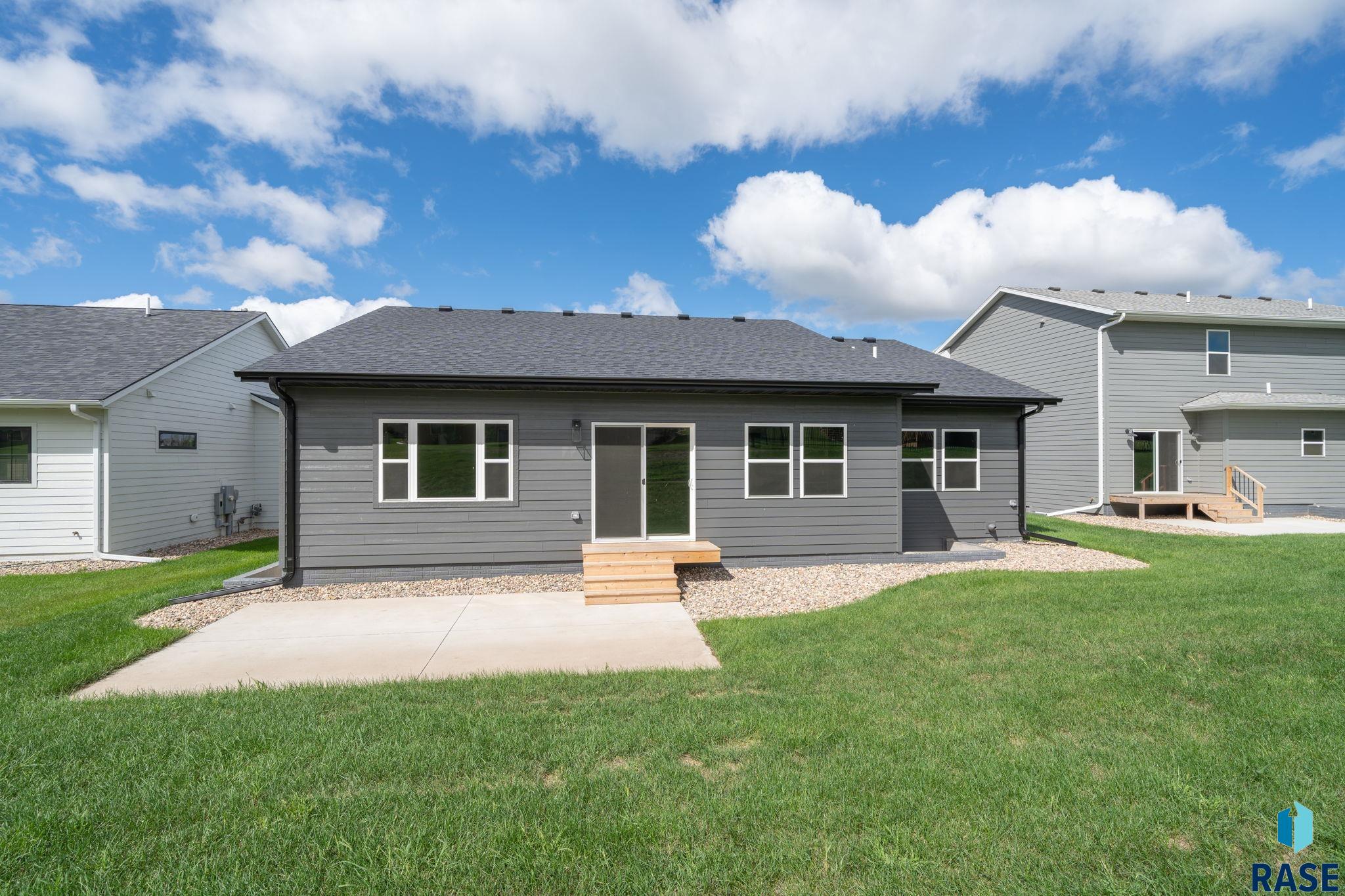 708 S 4th Cir Circle, Brandon, South Dakota image 42