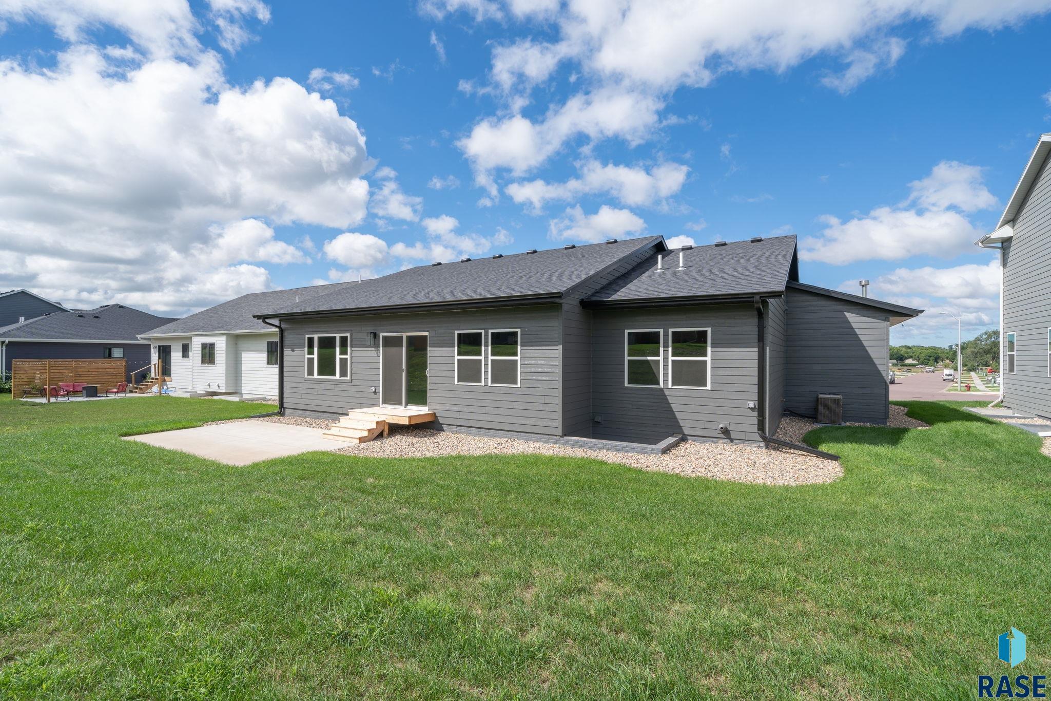 708 S 4th Cir Circle, Brandon, South Dakota image 41