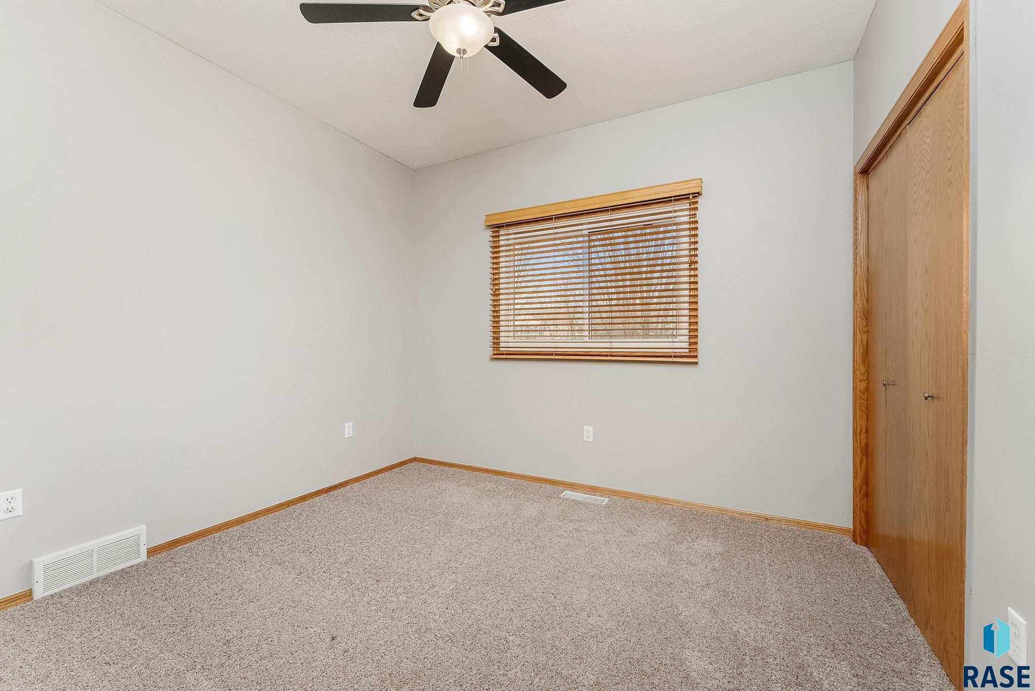 6304 S Mogen Ave Avenue, Sioux Falls, South Dakota image 16