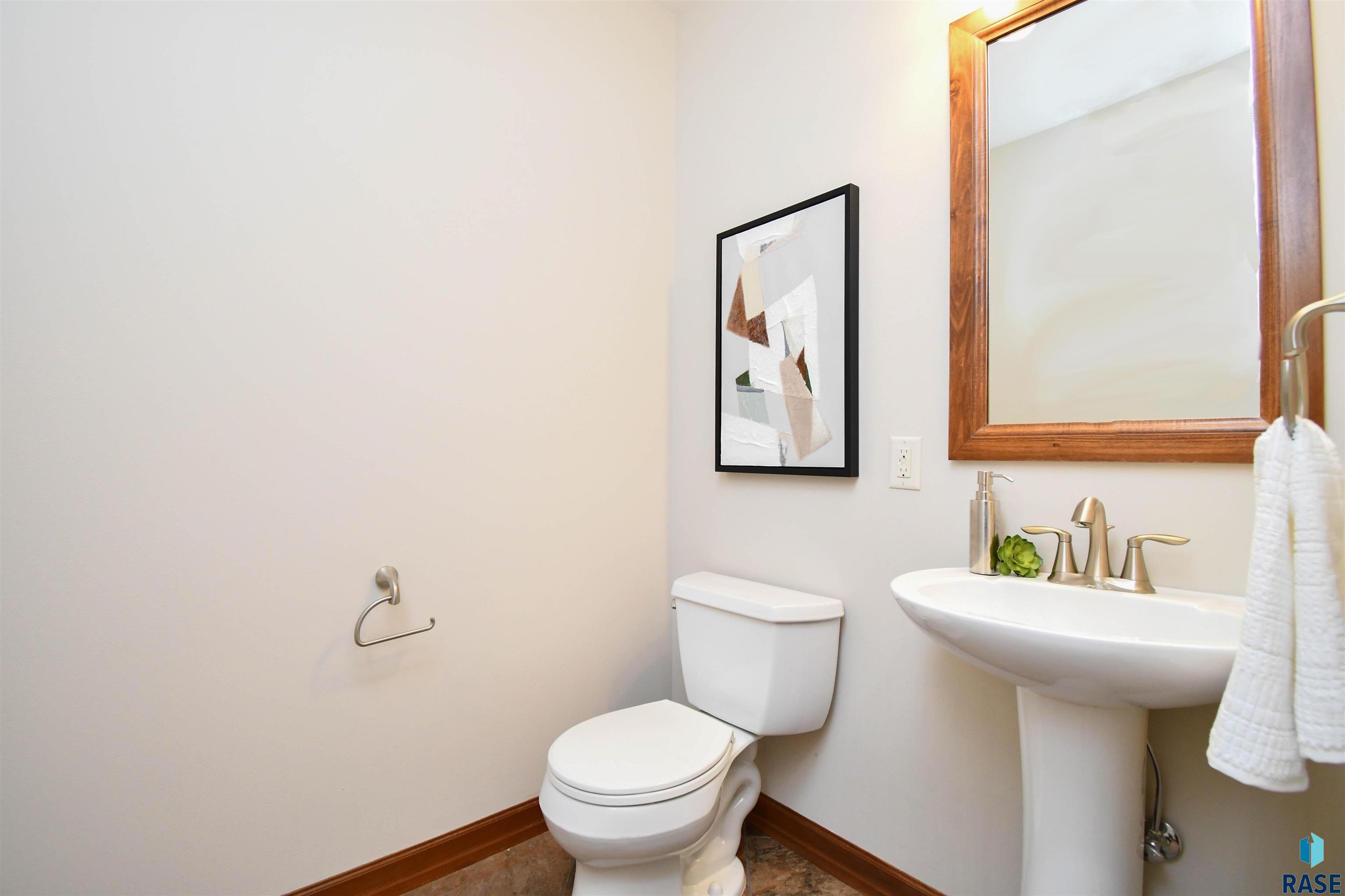 1424 W Waterstone Dr Drive, Sioux Falls, New Jersey image 33