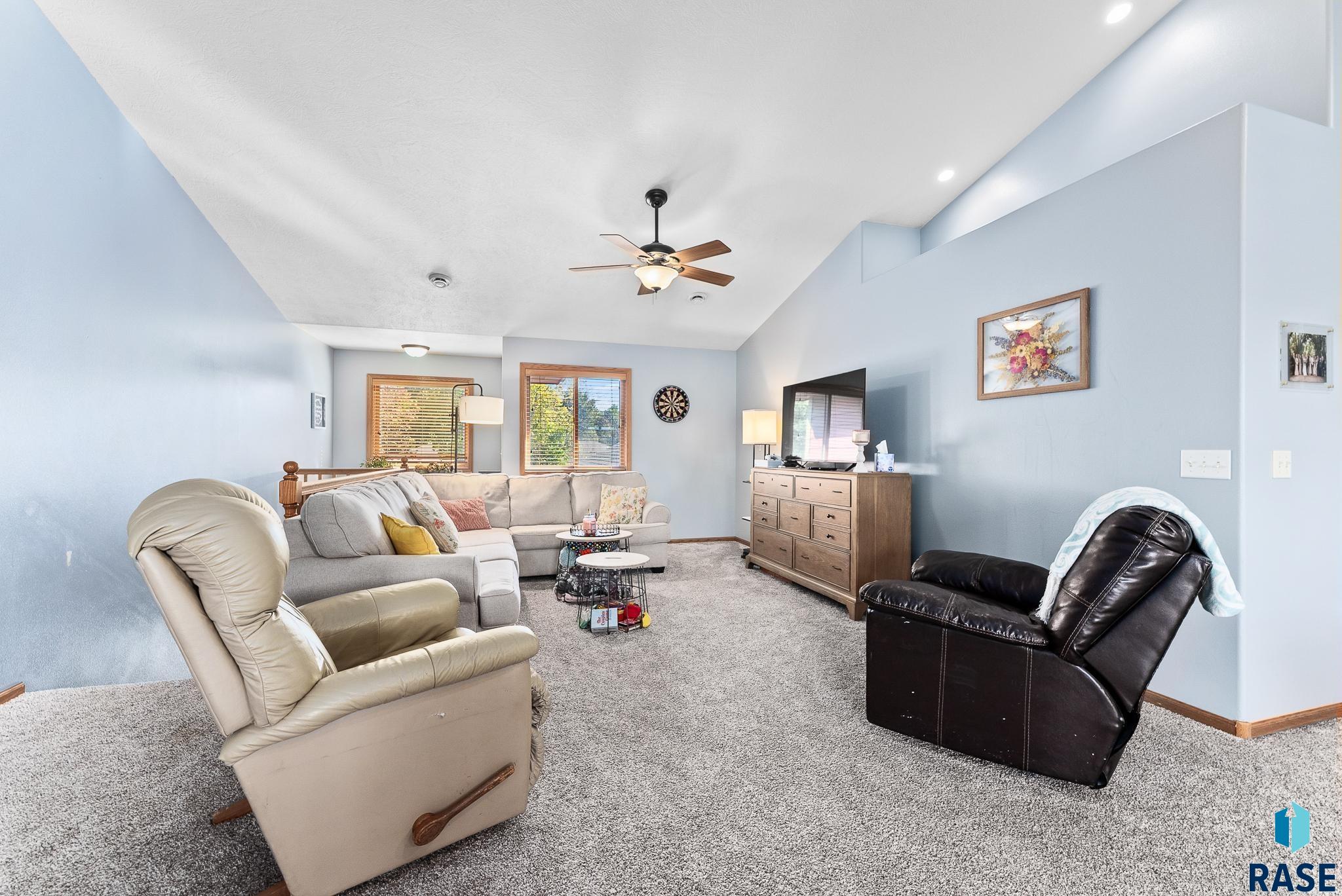 107 Emmett Trl Trail, Harrisburg, South Dakota image 6