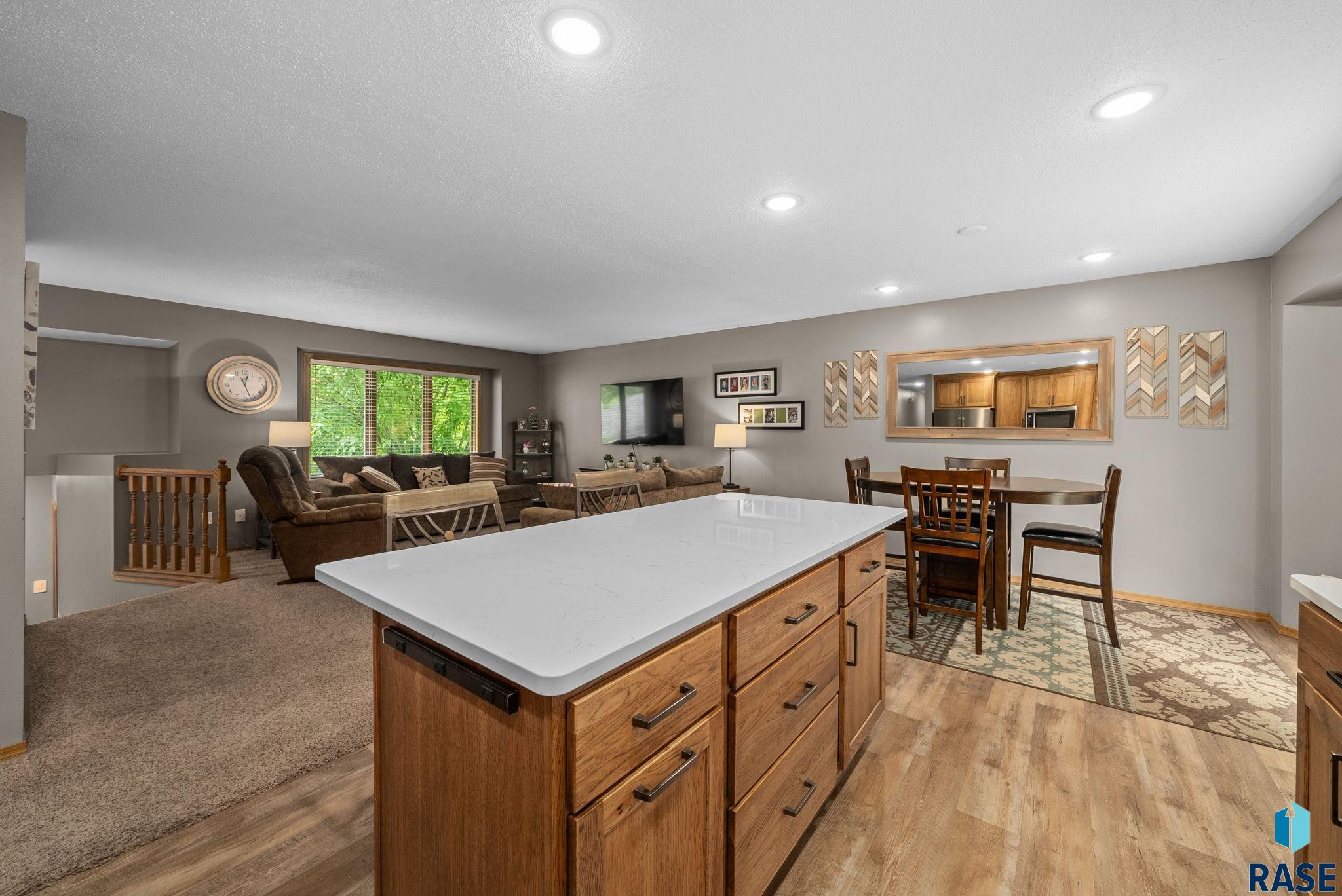 2316 S Roosevelt Ave Avenue, Sioux Falls, South Dakota image 3