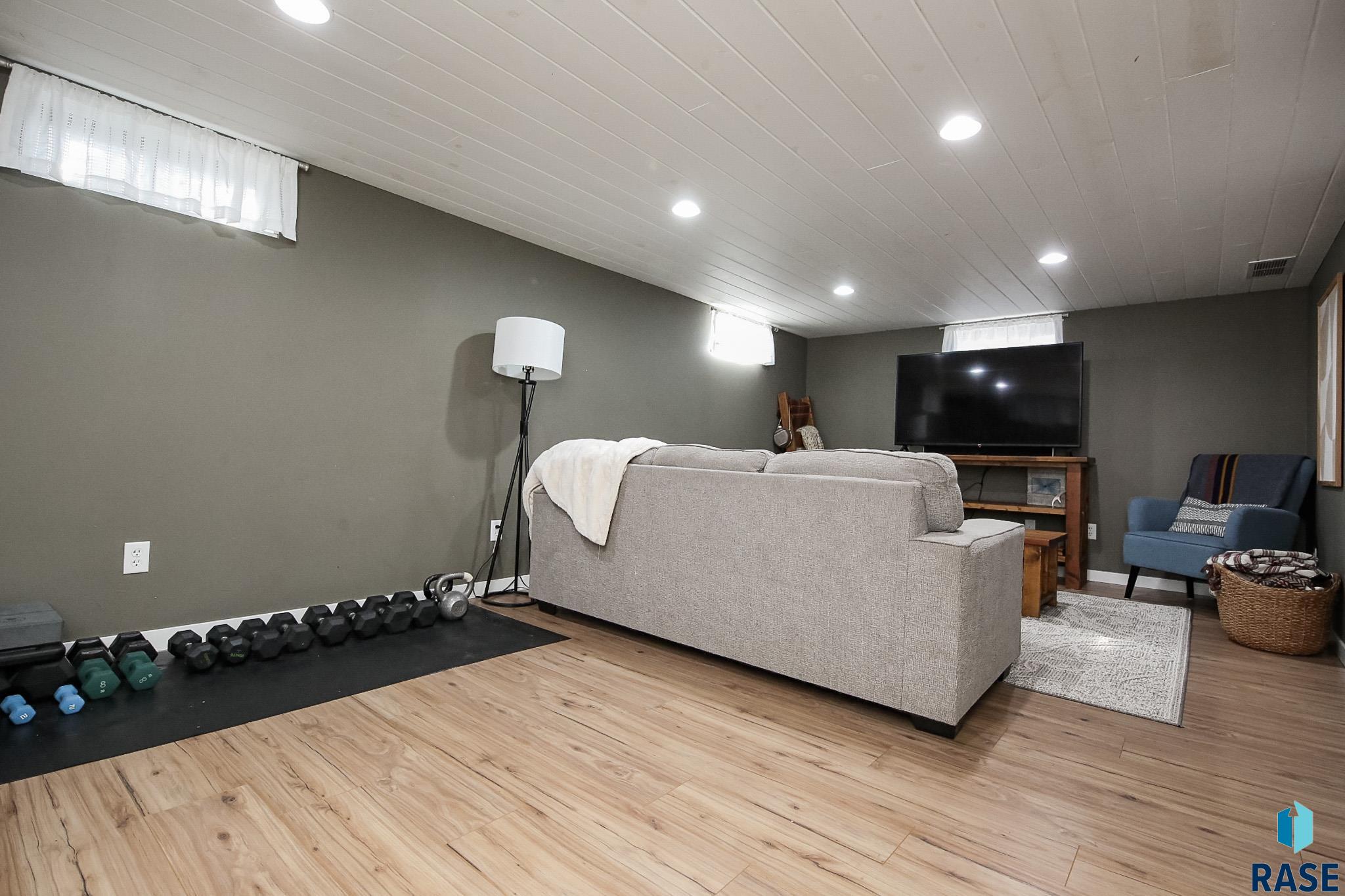 932 S Holt Ave Avenue, Sioux Falls, South Dakota image 24