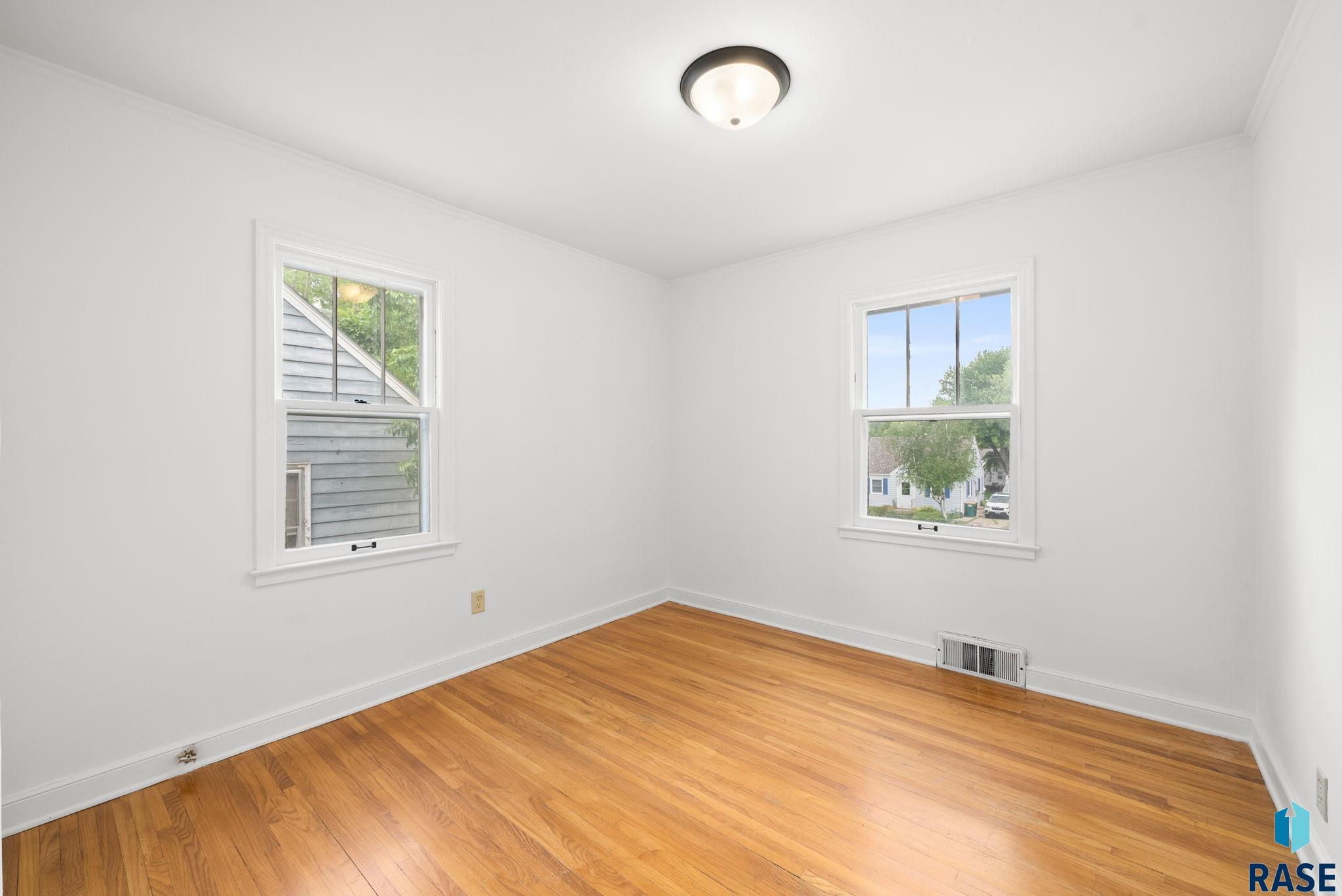 811 S Glendale Ave Avenue, Sioux Falls, South Dakota image 12