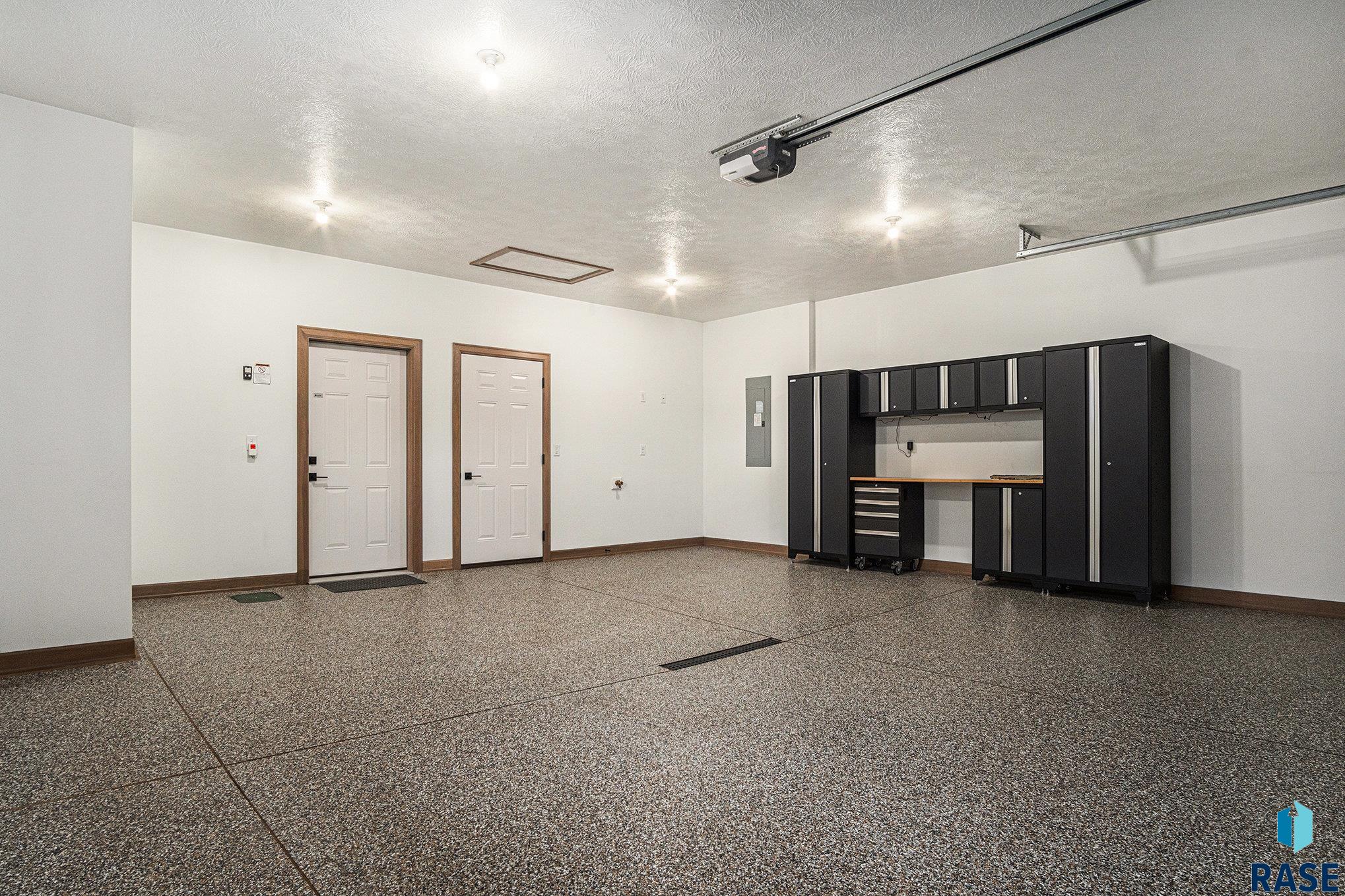 107 N Pine Lake Dr Drive #4, Sioux Falls, New Jersey image 17