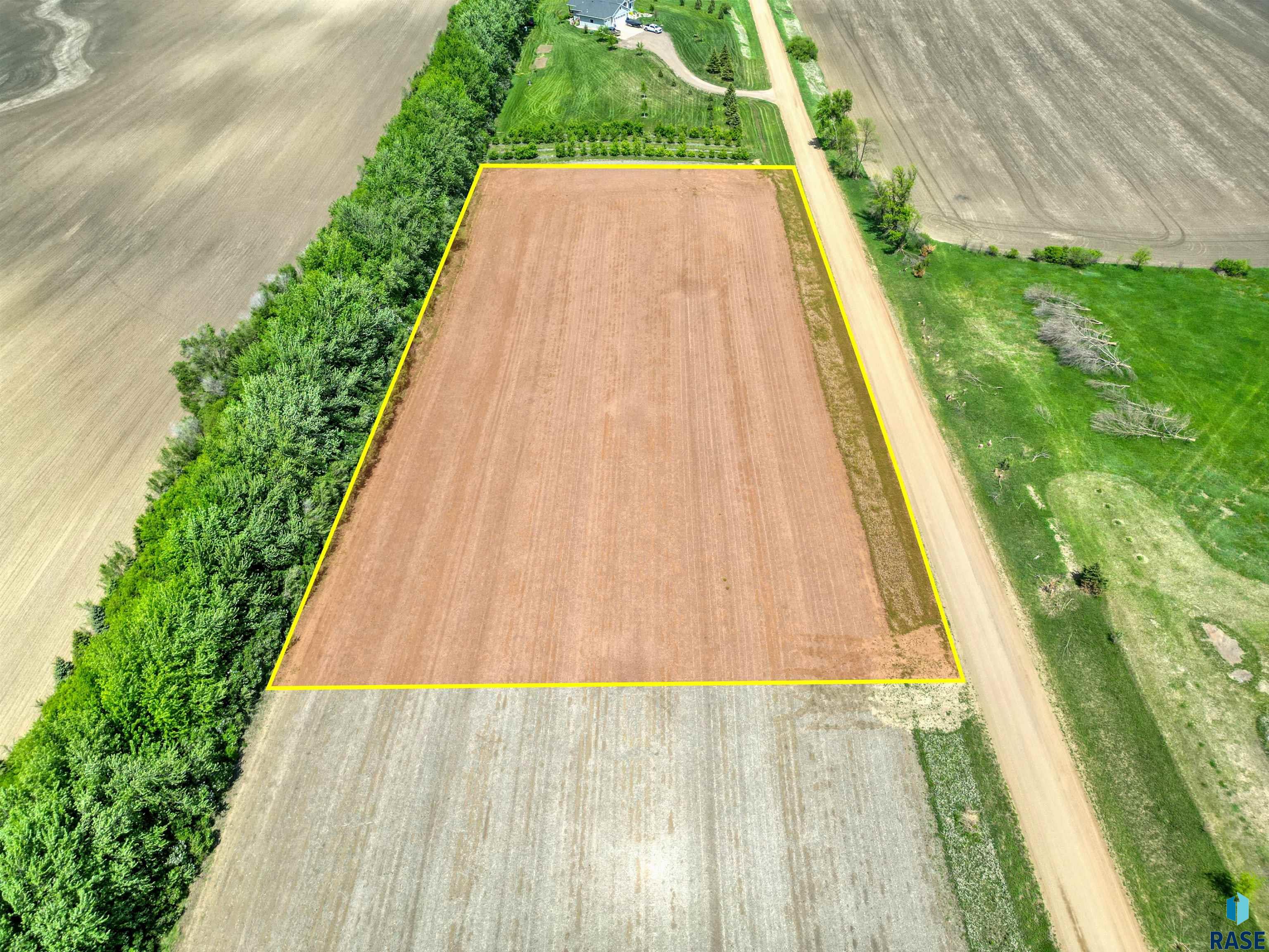 466th ( North Lot) Ave Avenue, Hartford, South Dakota image 6