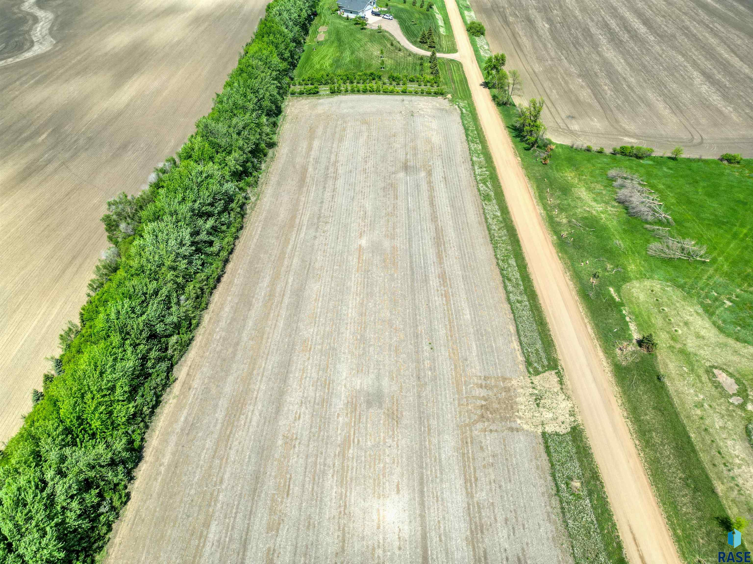 466th ( North Lot) Ave Avenue, Hartford, South Dakota image 5