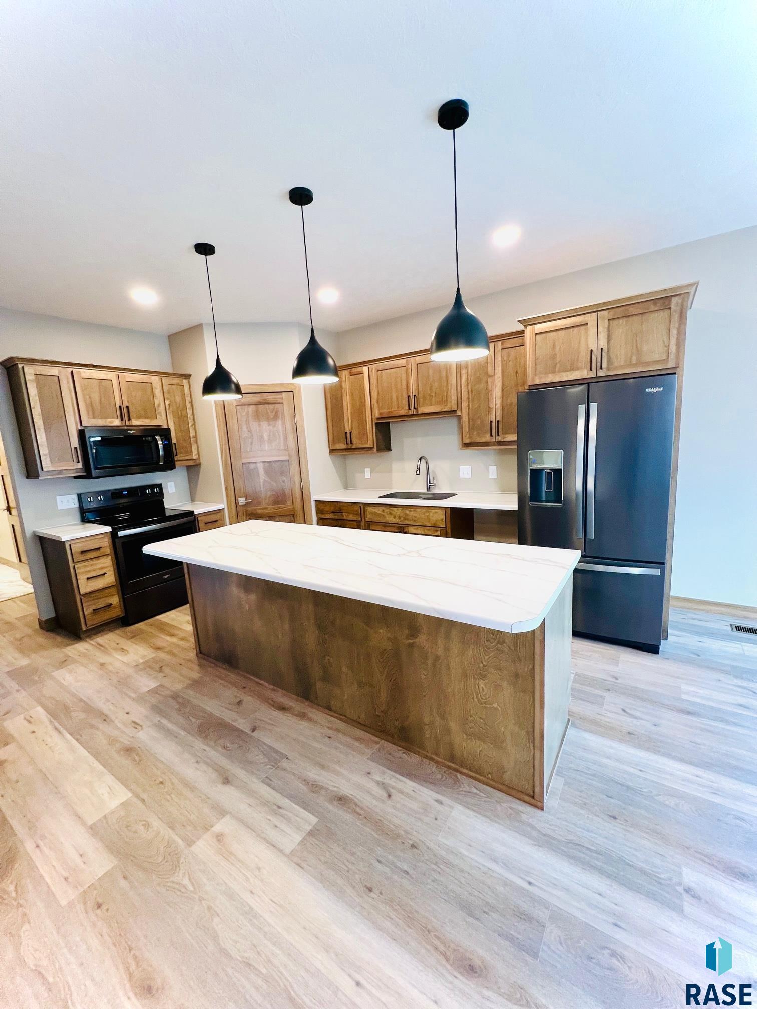 501 S Huckleberry Trl Trail, Harrisburg, South Dakota image 1