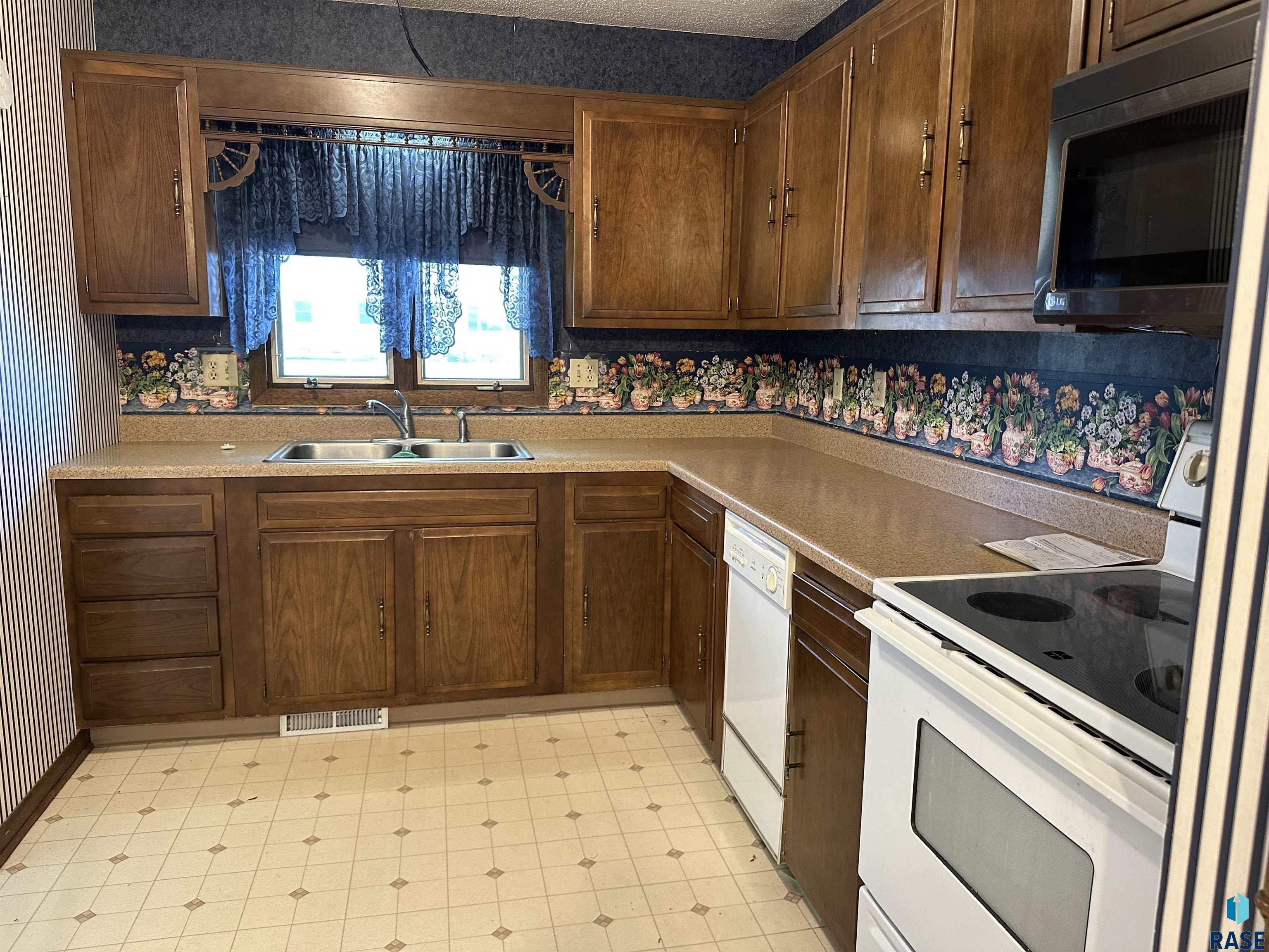 100 S Relanto St Street #1, Freeman, New Jersey image 23