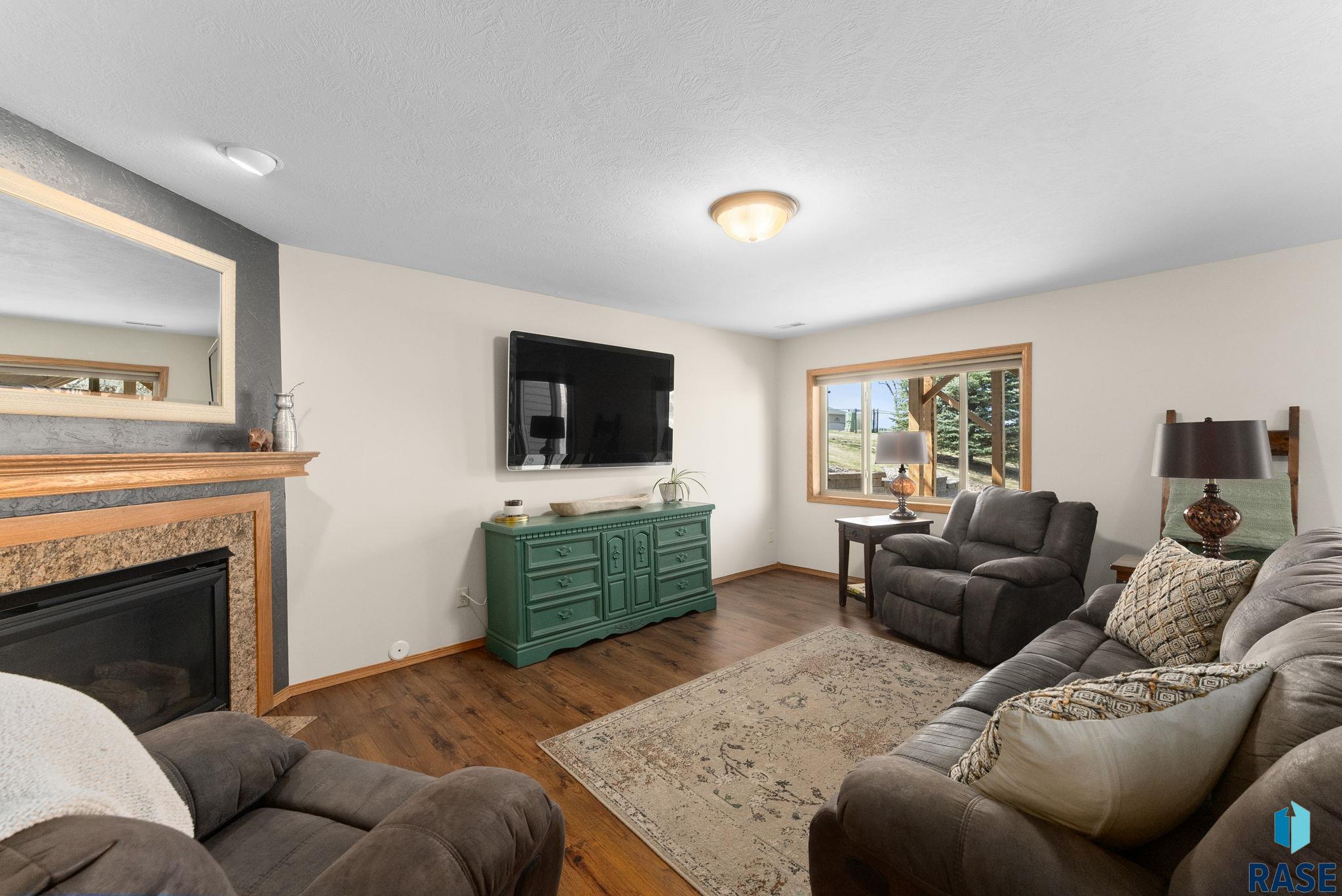2401 N Evy Ave Avenue, Sioux Falls, New Jersey image 26