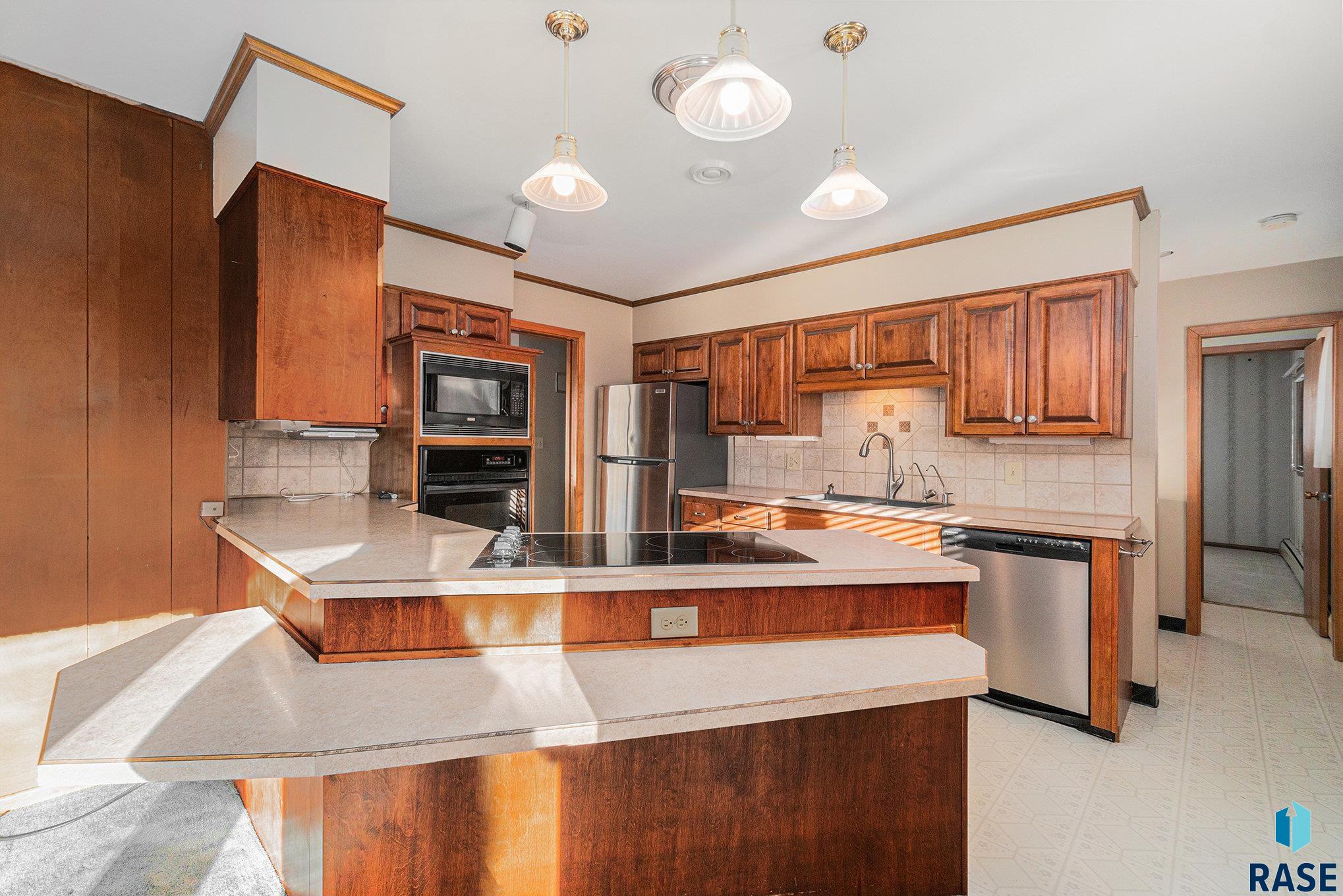 511 W Crawford St Street, Luverne, Minnesota image 11