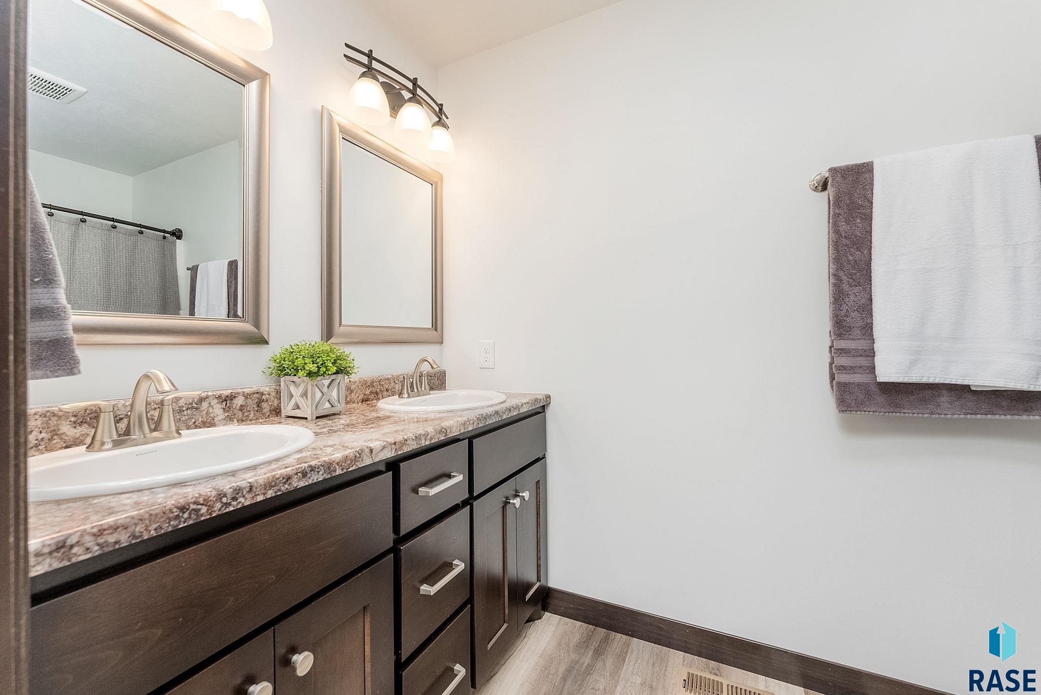 4009 S Catcher Ct Court, Sioux Falls, South Dakota image 16