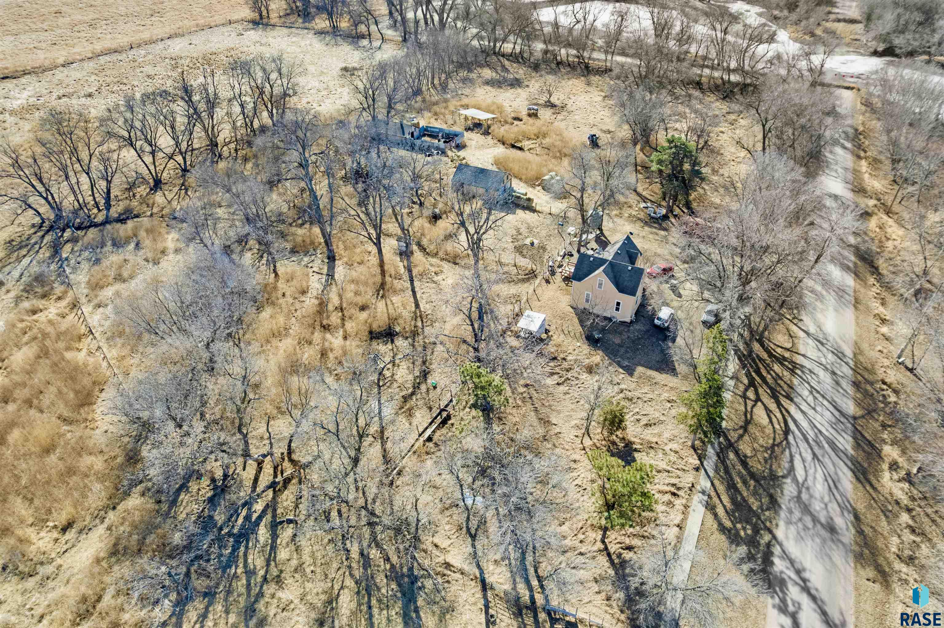 601 N Crescent St Street, Flandreau, South Dakota image 1