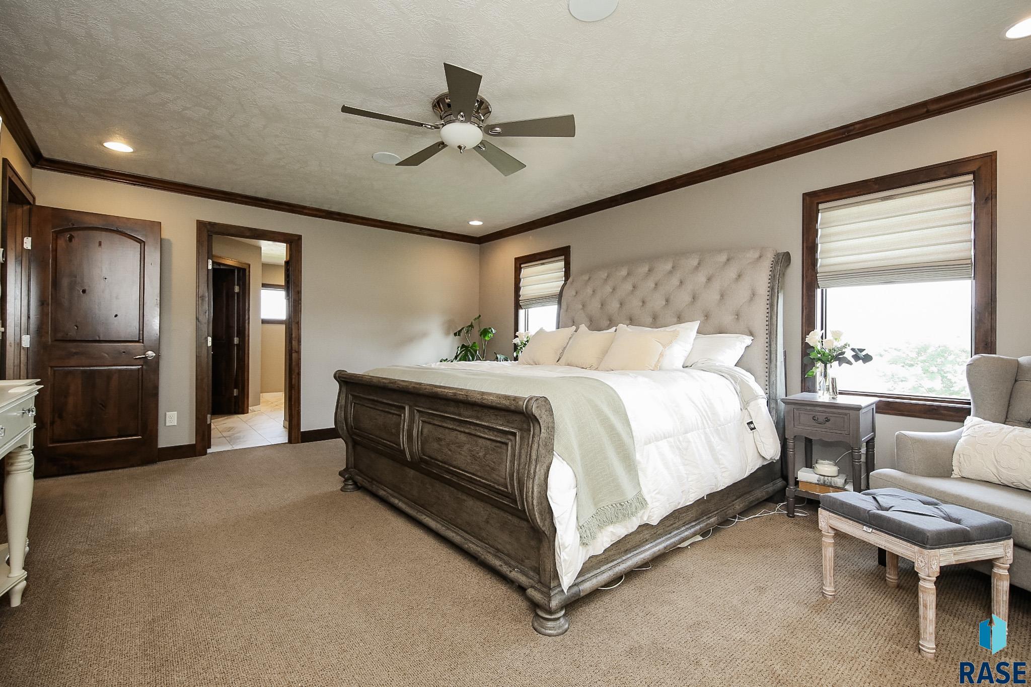 2600 W Ridgestone Cir Circle, Sioux Falls, South Dakota image 30