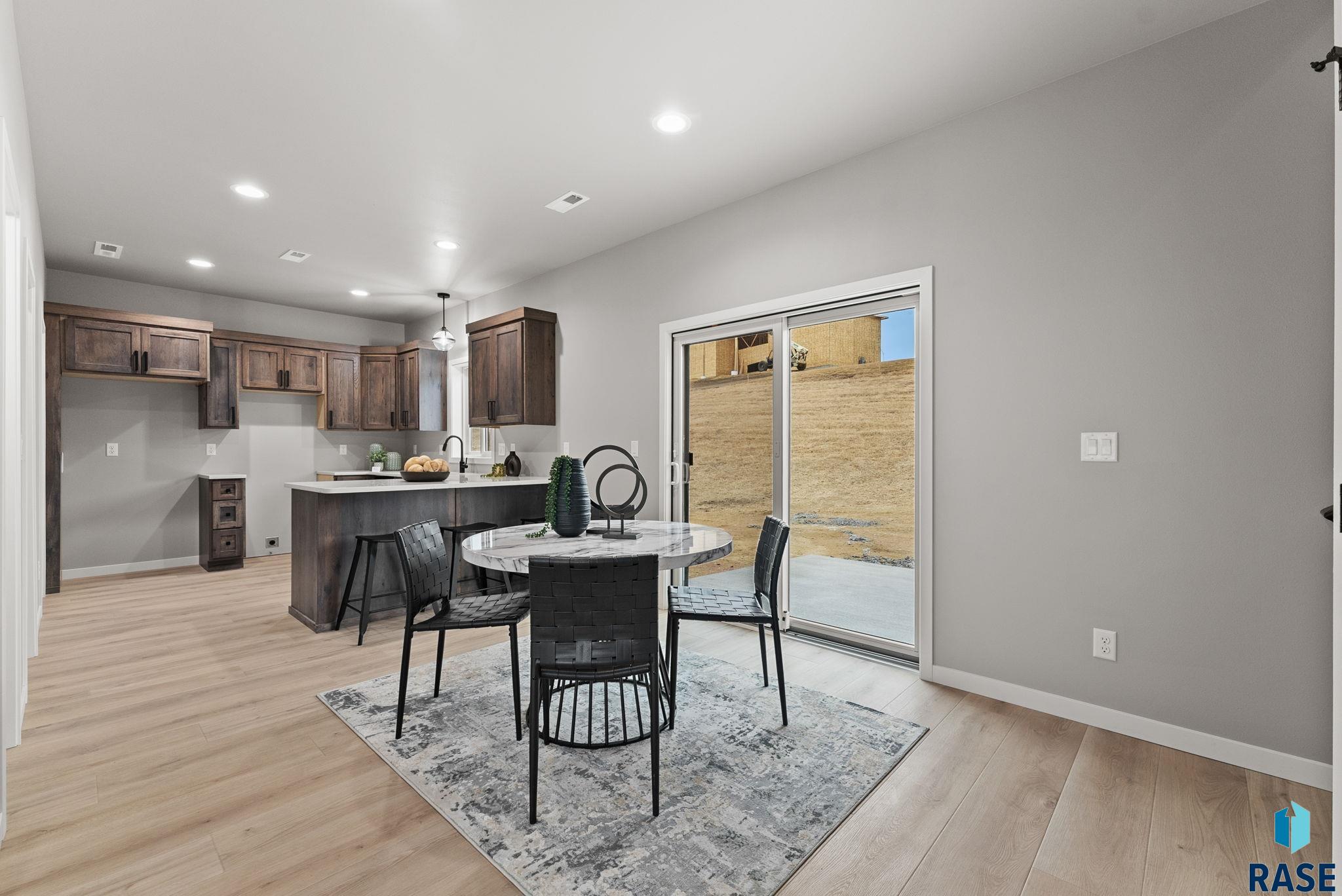 1521 W Burton Dr Drive, Brandon, South Dakota image 10