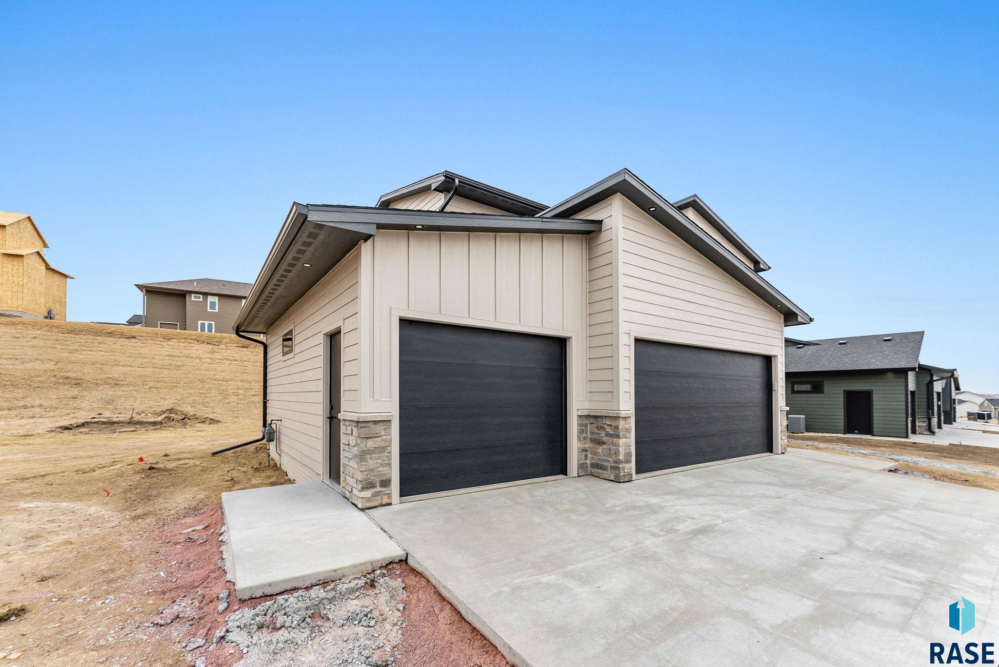 1521 W Burton Dr Drive, Brandon, South Dakota image 40
