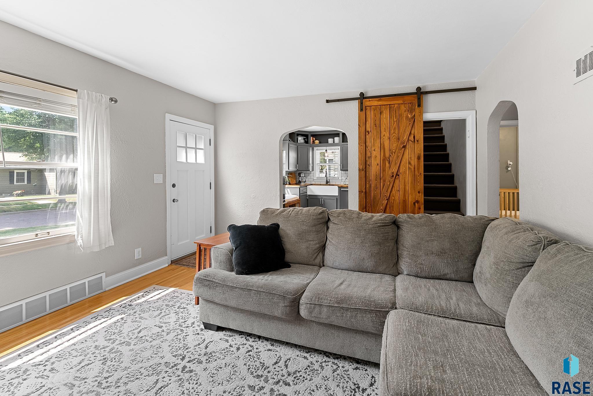 604 S West Ave Avenue, Sioux Falls, New Jersey image 8