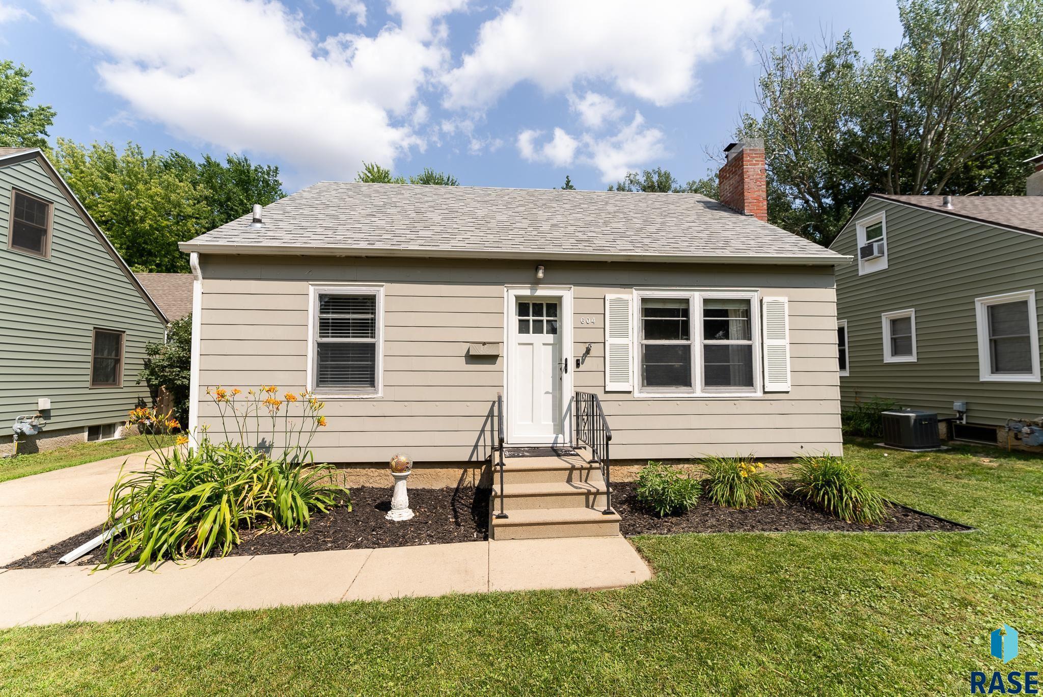 604 S West Ave Avenue, Sioux Falls, New Jersey image 2