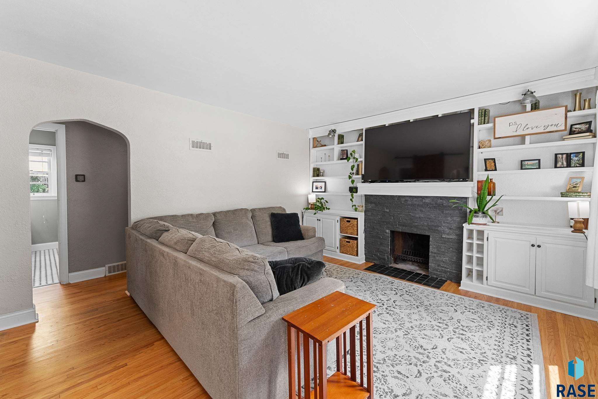 604 S West Ave Avenue, Sioux Falls, New Jersey image 3