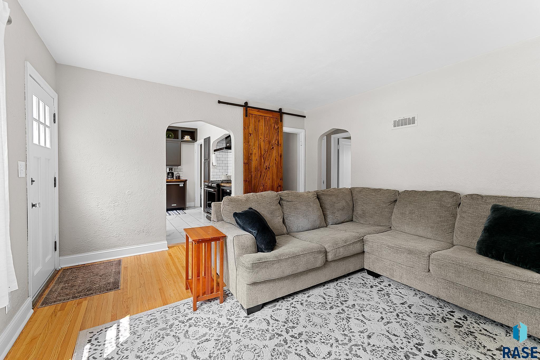 604 S West Ave Avenue, Sioux Falls, New Jersey image 7