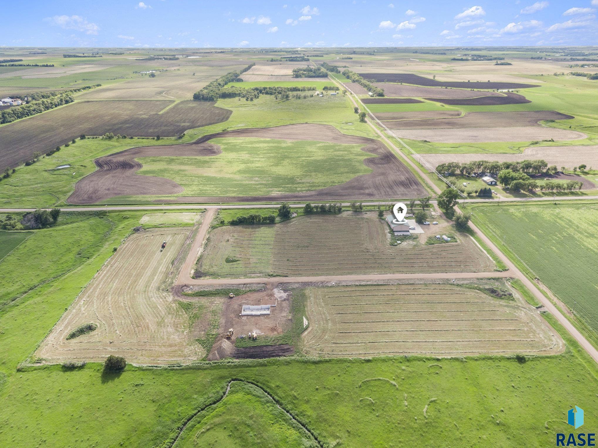 2022 Harvest Creek Ln Lane #2, Madison, South Dakota image 21