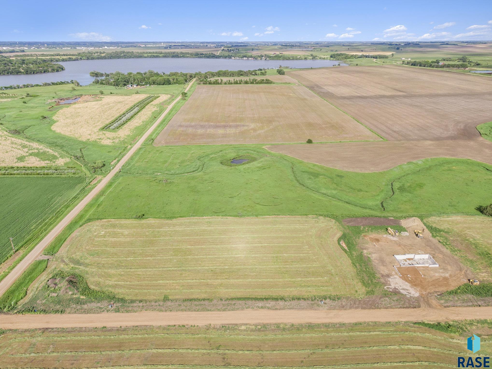 2022 Harvest Creek Ln Lane #2, Madison, South Dakota image 1