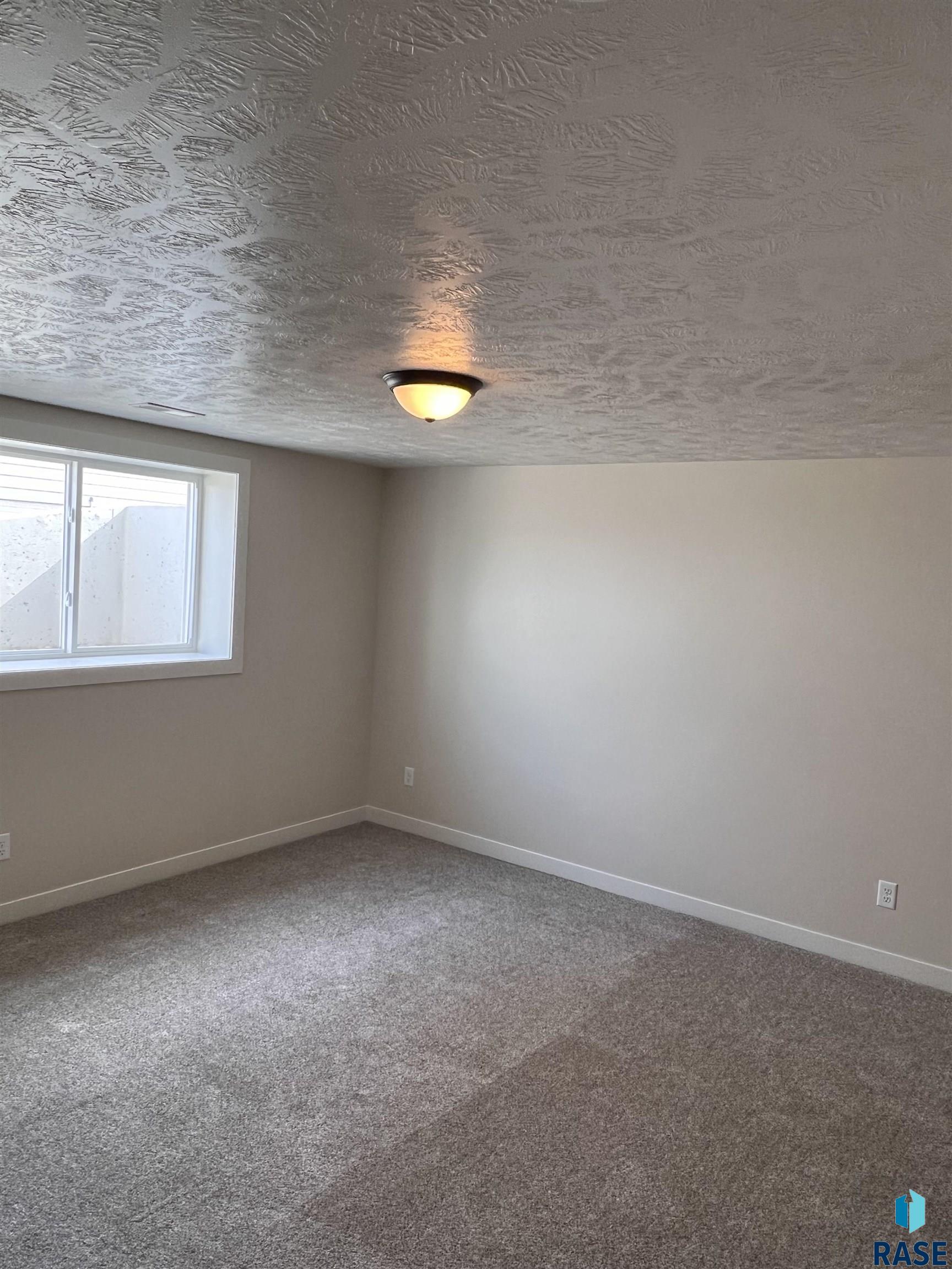910 Johnson Creek Ct Court, Harrisburg, South Dakota image 50