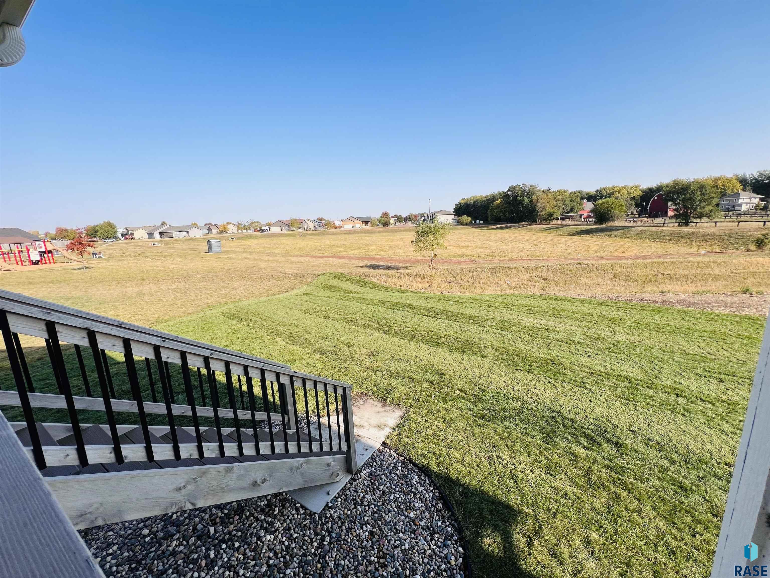 910 Johnson Creek Ct Court, Harrisburg, South Dakota image 9