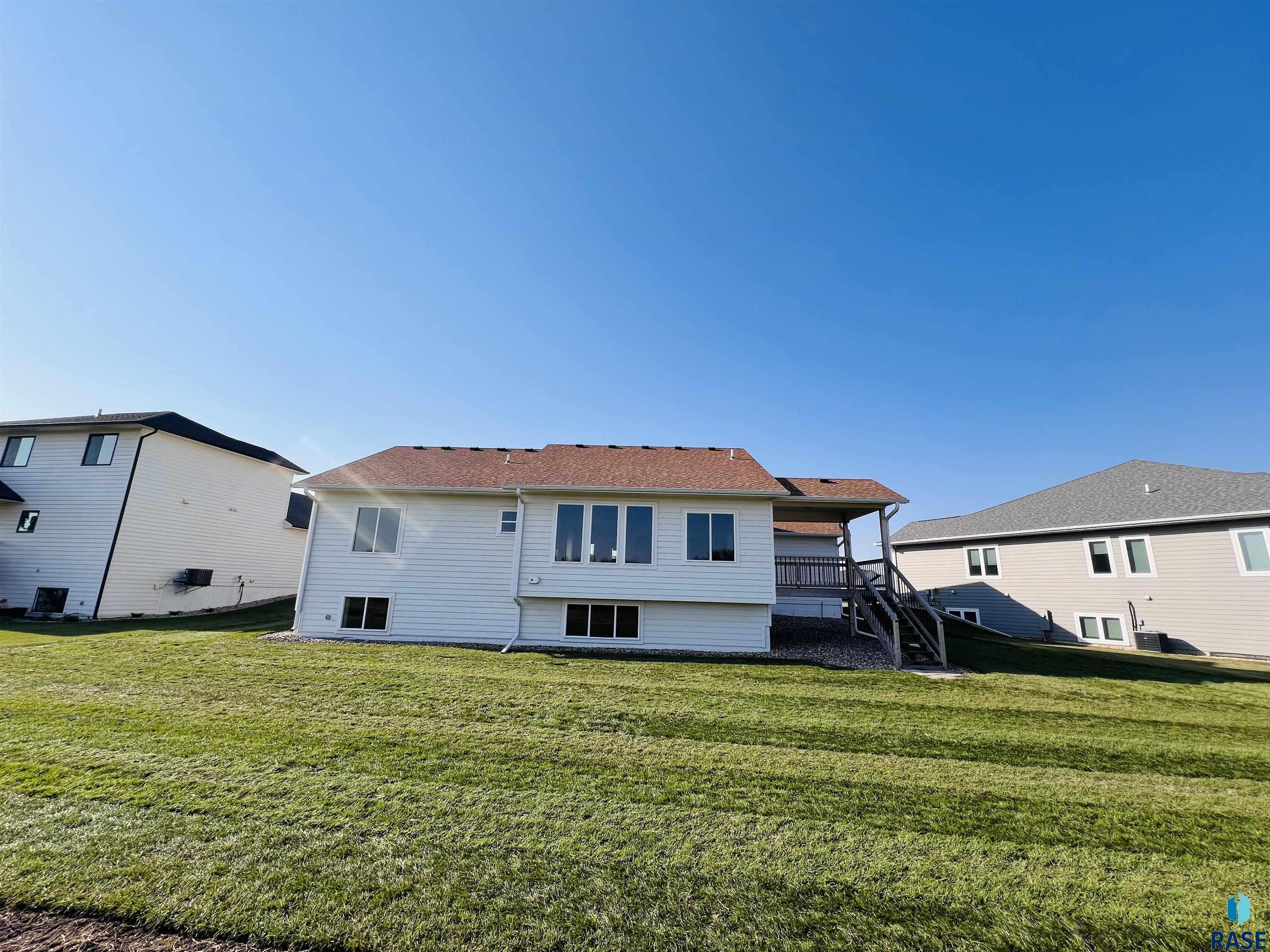 910 Johnson Creek Ct Court, Harrisburg, South Dakota image 10