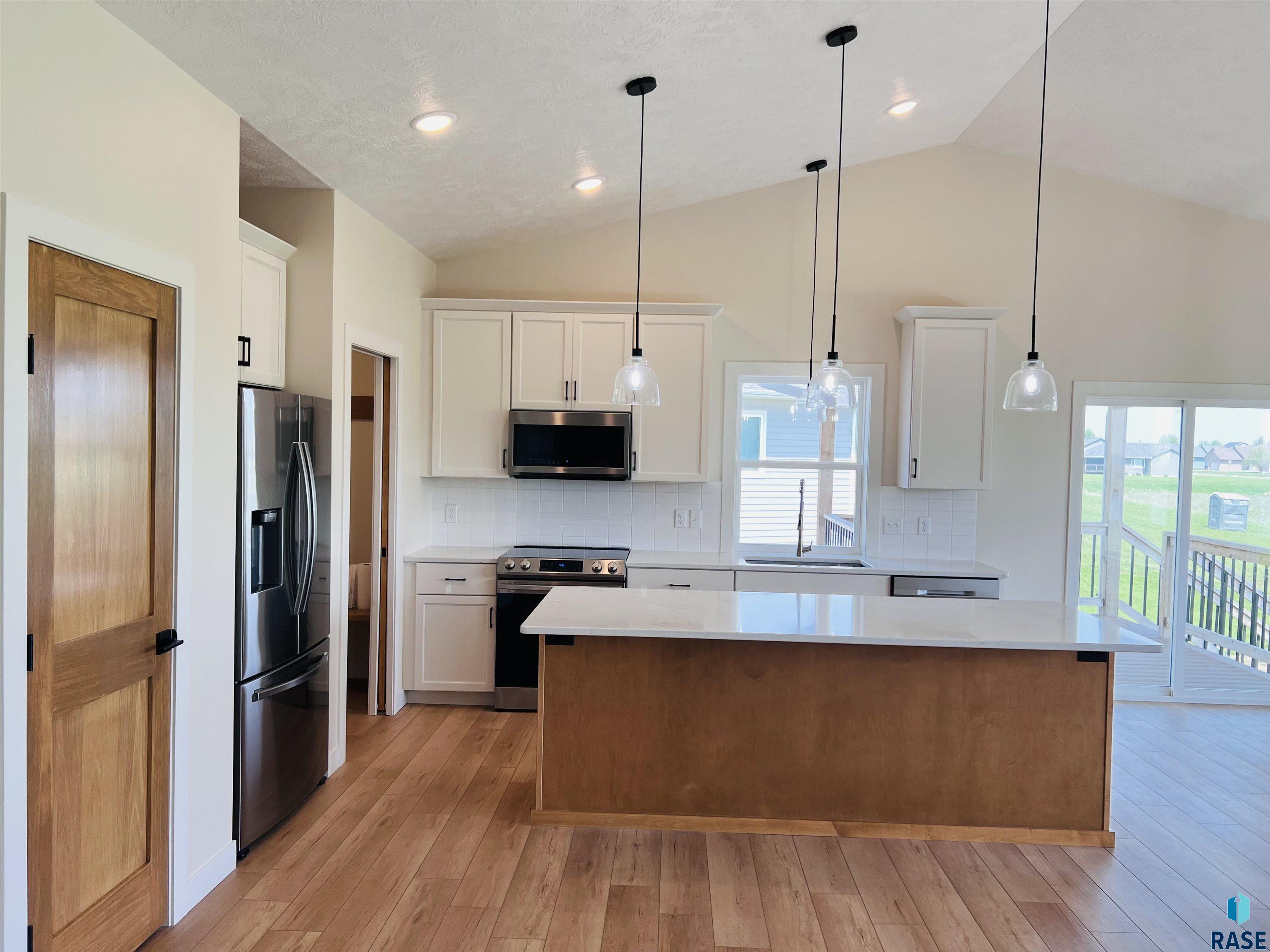 910 Johnson Creek Ct Court, Harrisburg, South Dakota image 21