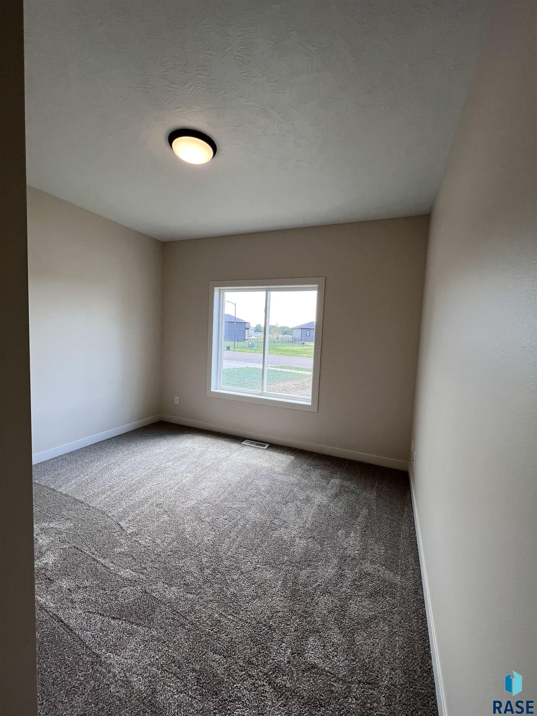 910 Johnson Creek Ct Court, Harrisburg, South Dakota image 44