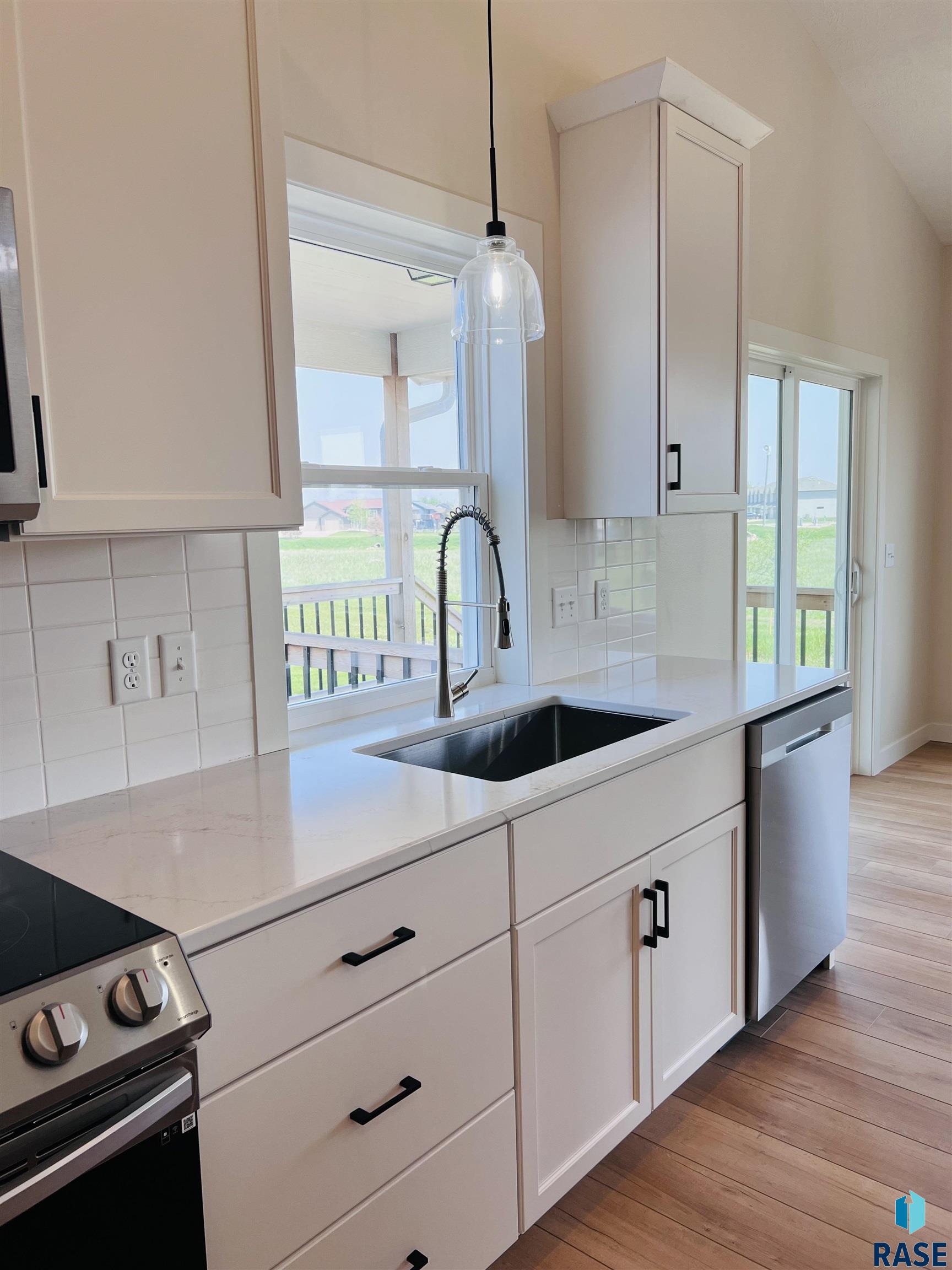 910 Johnson Creek Ct Court, Harrisburg, South Dakota image 26