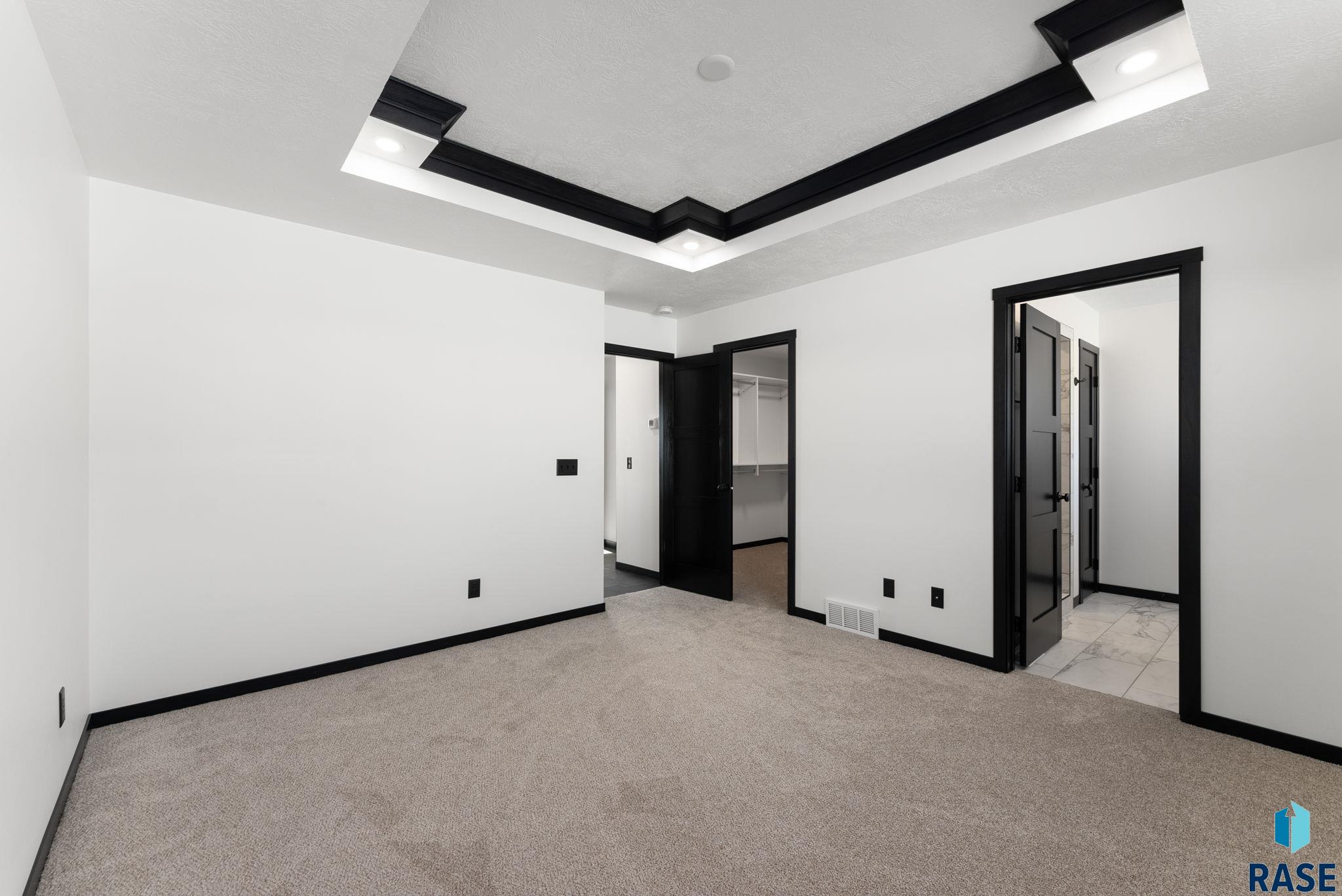 Sioux Falls, South Dakota 57108, United States, 3 Bedrooms Bedrooms, ,2 BathroomsBathrooms,Residential,Active,206607