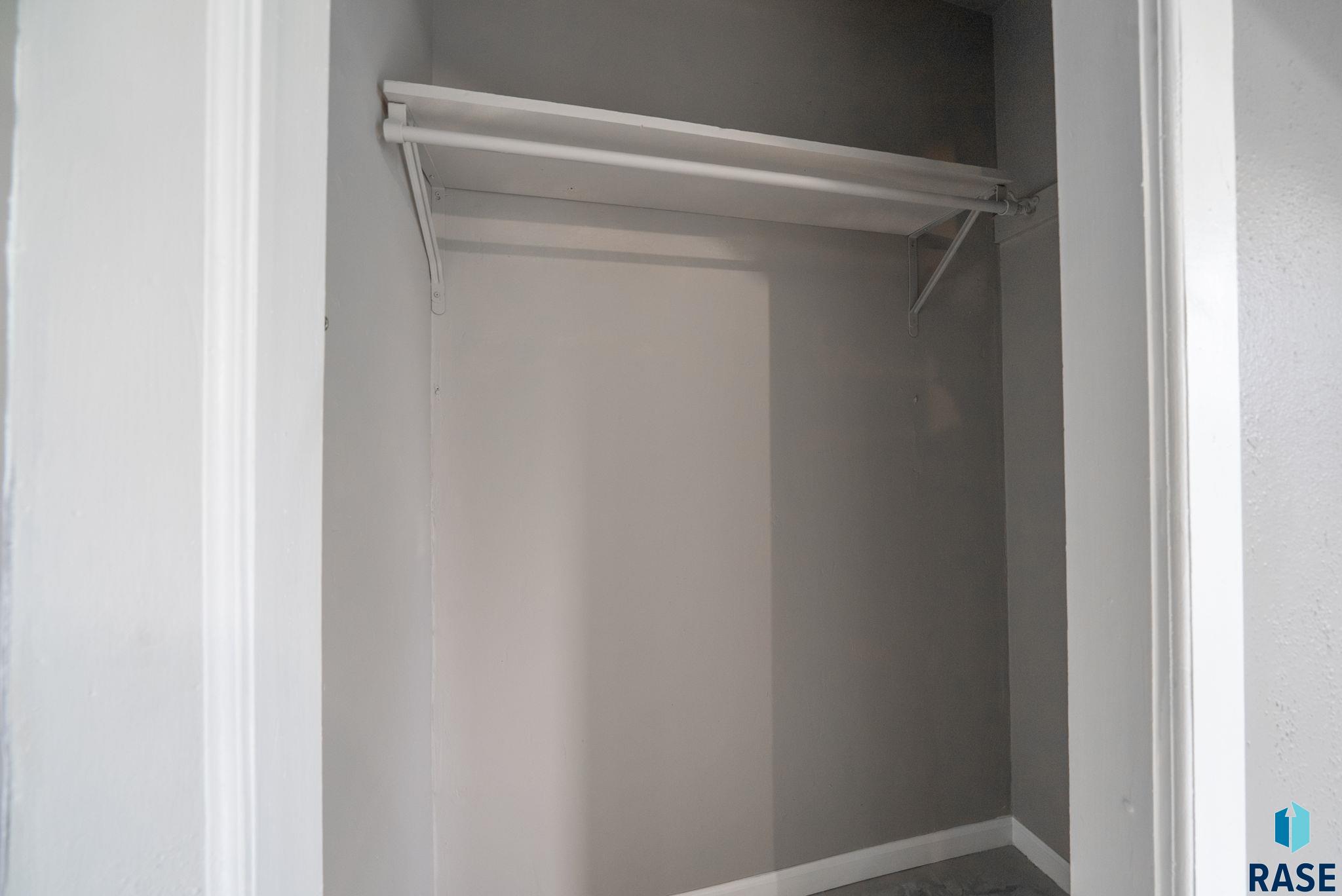 Baltic, South Dakota 57003, United States, 5 Bedrooms Bedrooms, ,2 BathroomsBathrooms,Residential,Active,186637