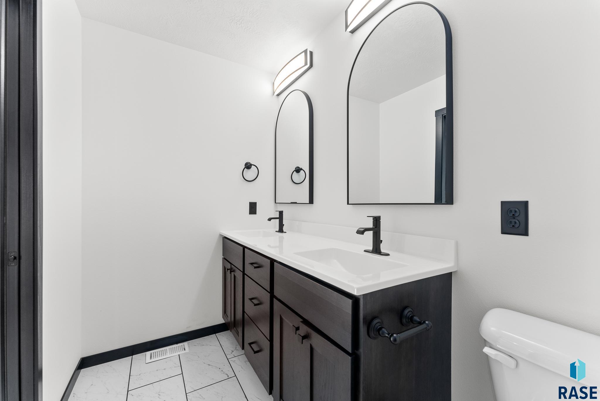 5413 E 64th St Street, Sioux Falls, South Dakota image 36