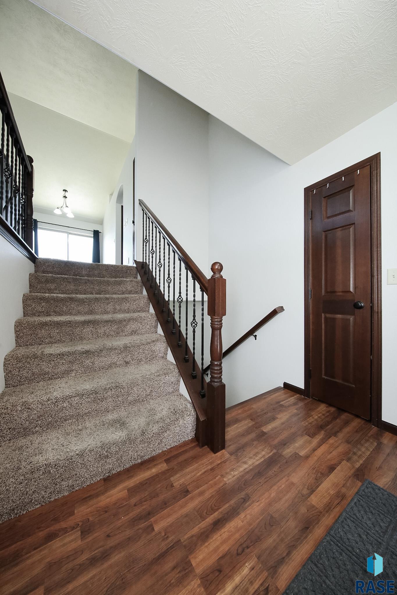 405 N Perry Ln Lane, Harrisburg, New Jersey image 12