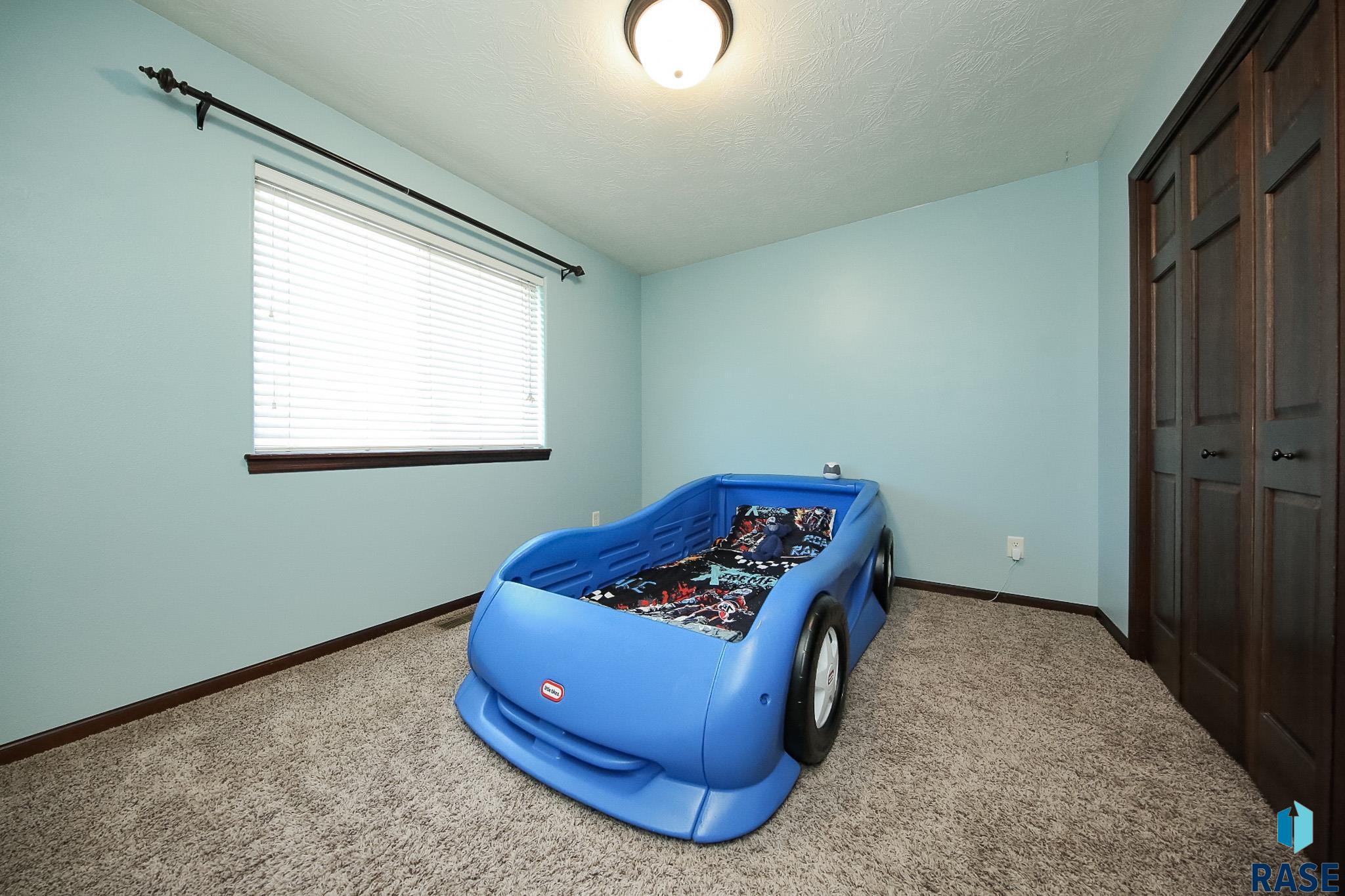 405 N Perry Ln Lane, Harrisburg, New Jersey image 10
