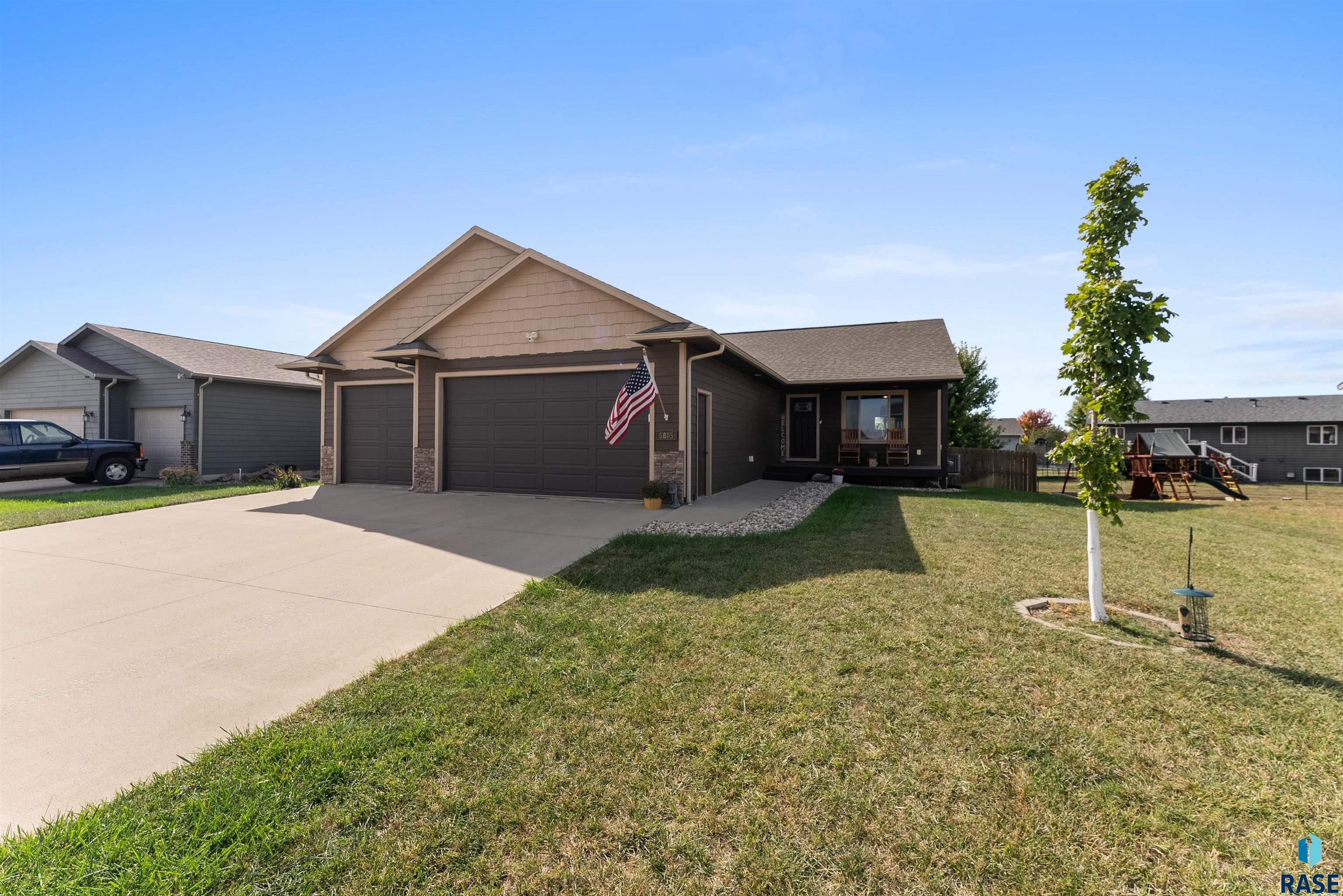 5805 N Sand Ave Avenue, Sioux Falls, New Jersey image 3