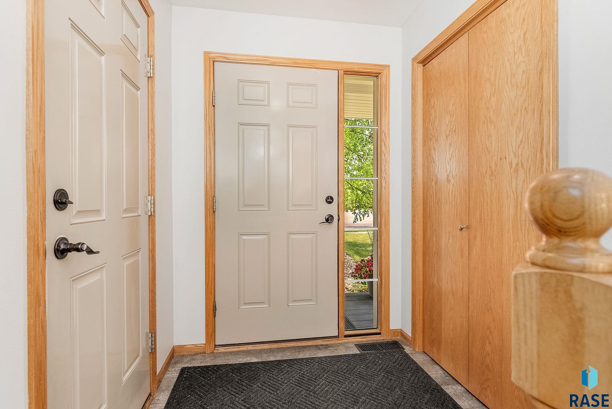 Harrisburg, South Dakota 57032, United States, 4 Bedrooms Bedrooms, ,2 BathroomsBathrooms,Residential,Active,153870