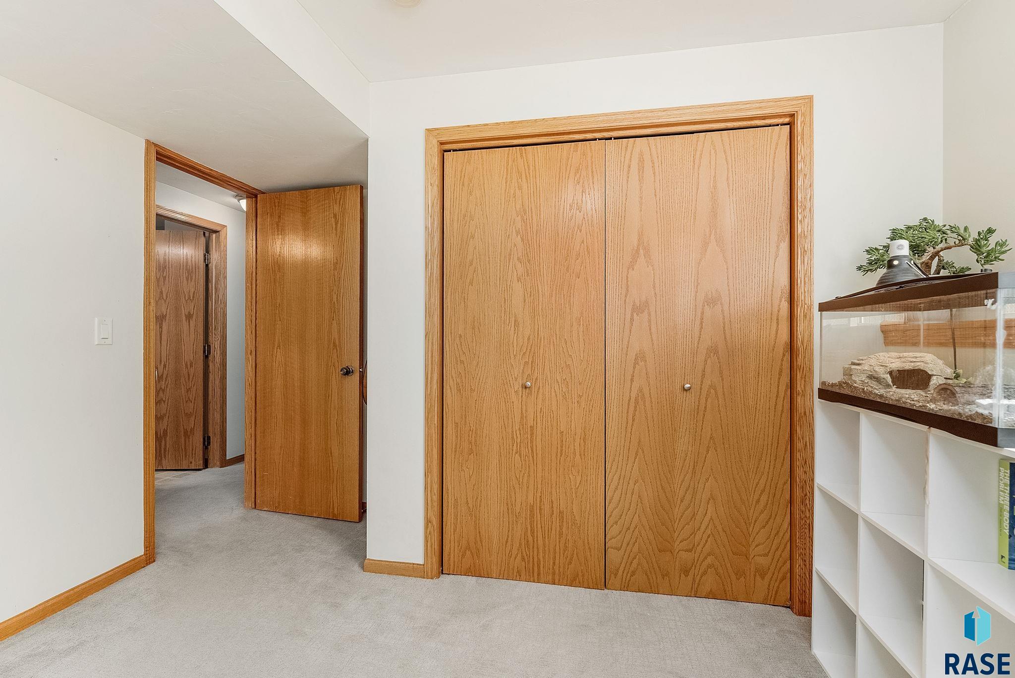 Harrisburg, South Dakota 57032, United States, 4 Bedrooms Bedrooms, ,2 BathroomsBathrooms,Residential,Active,153870