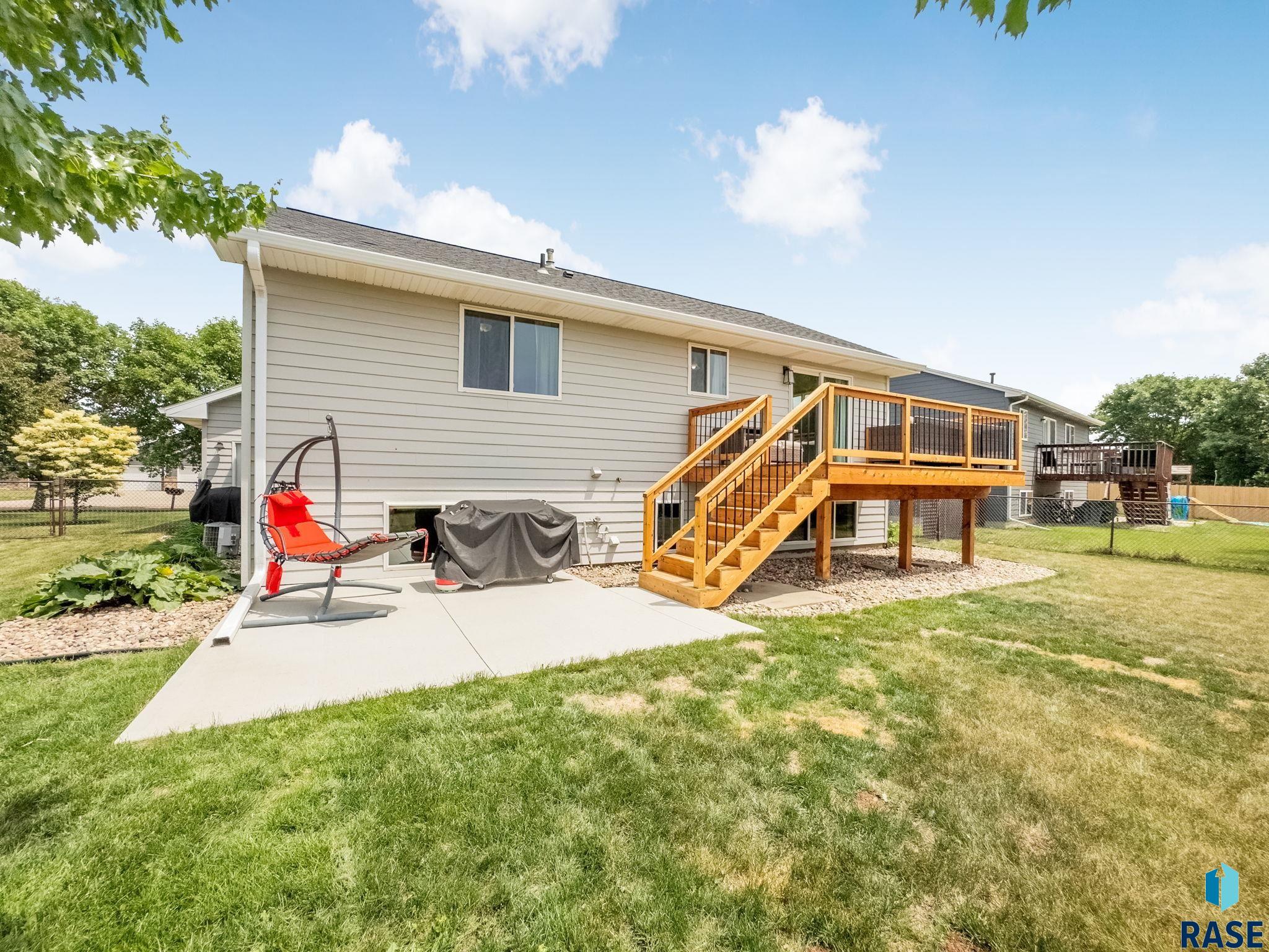 Harrisburg, South Dakota 57032, United States, 4 Bedrooms Bedrooms, ,2 BathroomsBathrooms,Residential,Active,153870