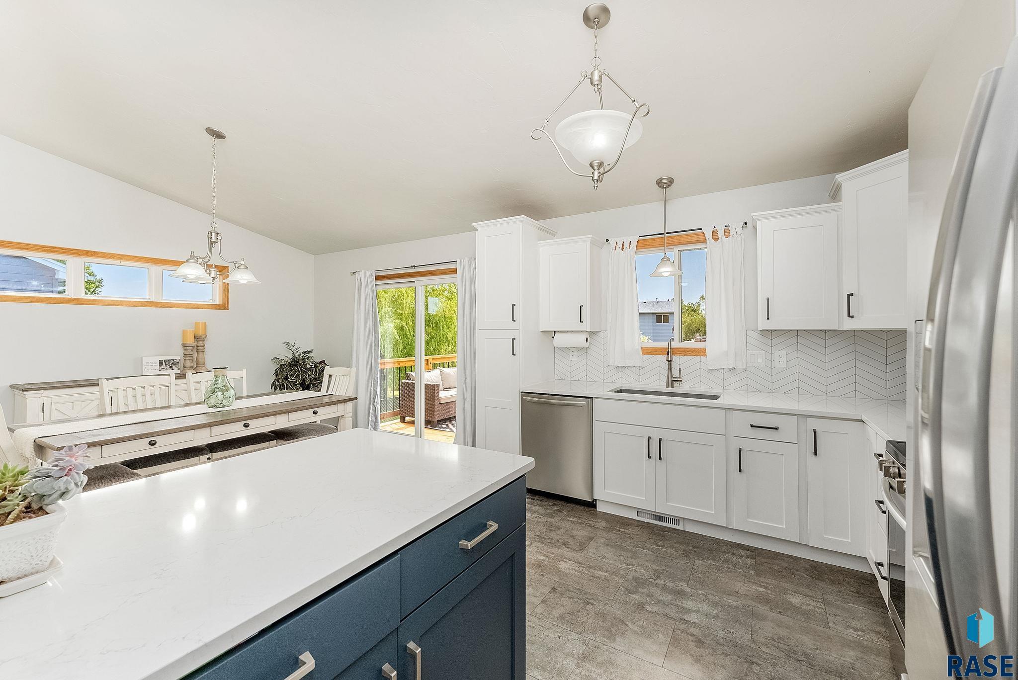 Harrisburg, South Dakota 57032, United States, 4 Bedrooms Bedrooms, ,2 BathroomsBathrooms,Residential,Active,153870