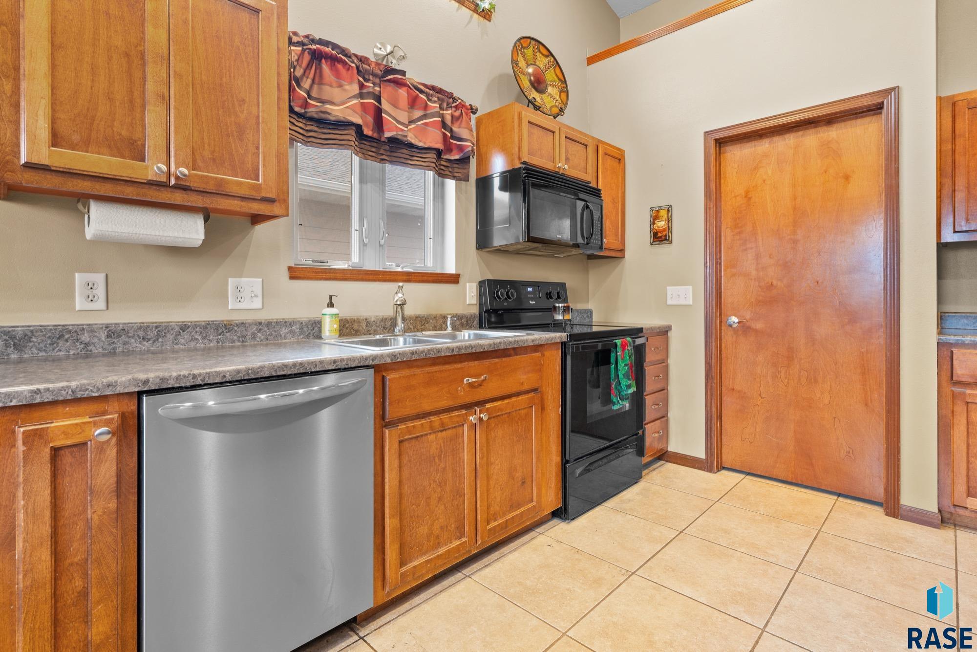 7408 W 58th St Street, Sioux Falls, New Jersey image 9
