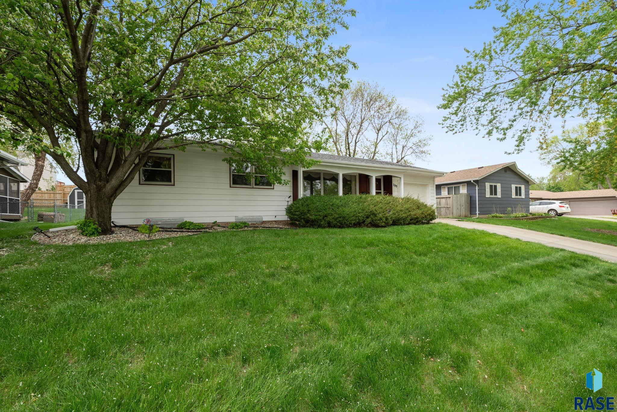 709 S Stephen Ave Avenue, Sioux Falls, South Dakota image 4