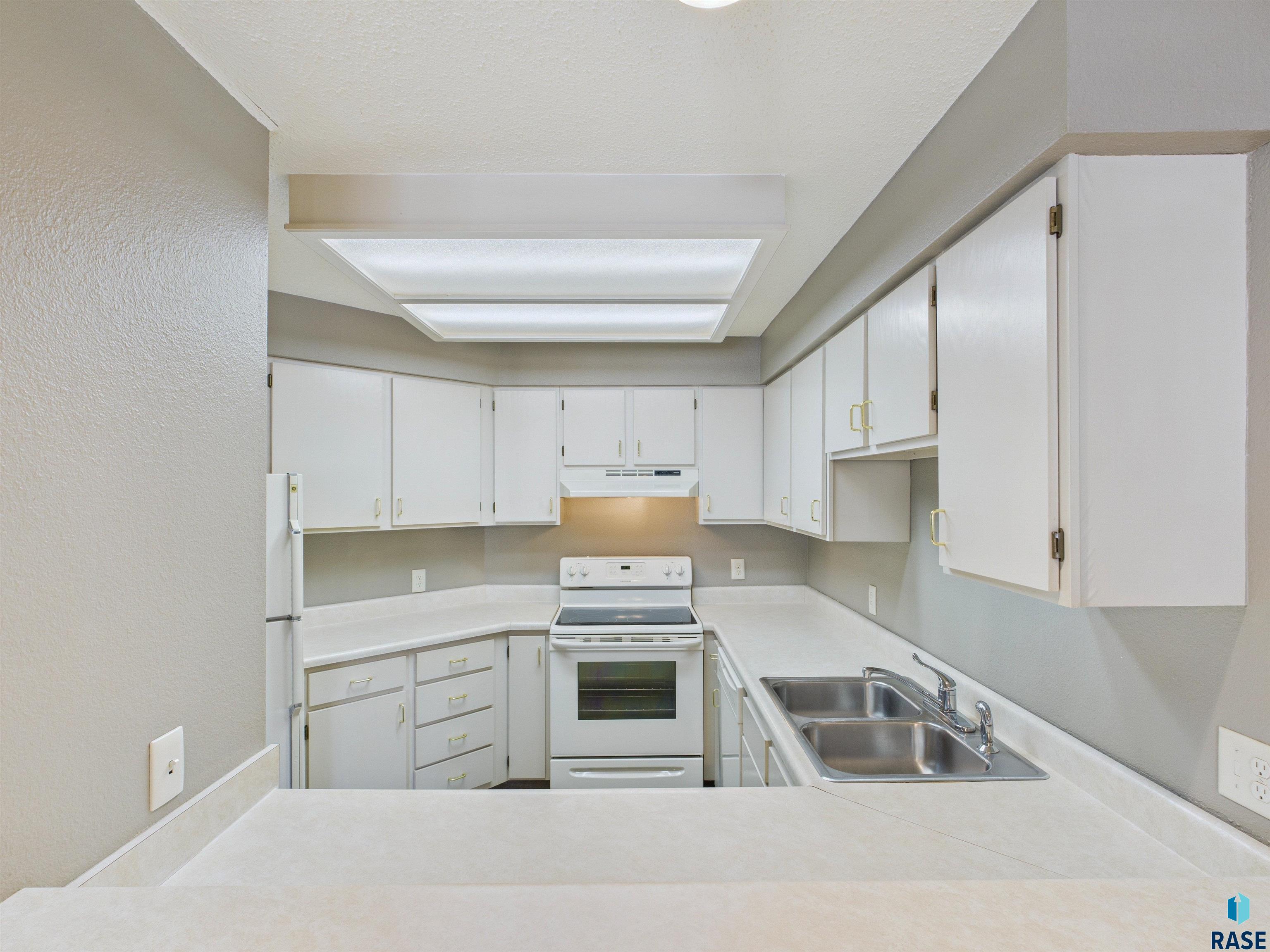 1104 W 57th St Street #204A, Sioux Falls, South Dakota image 28