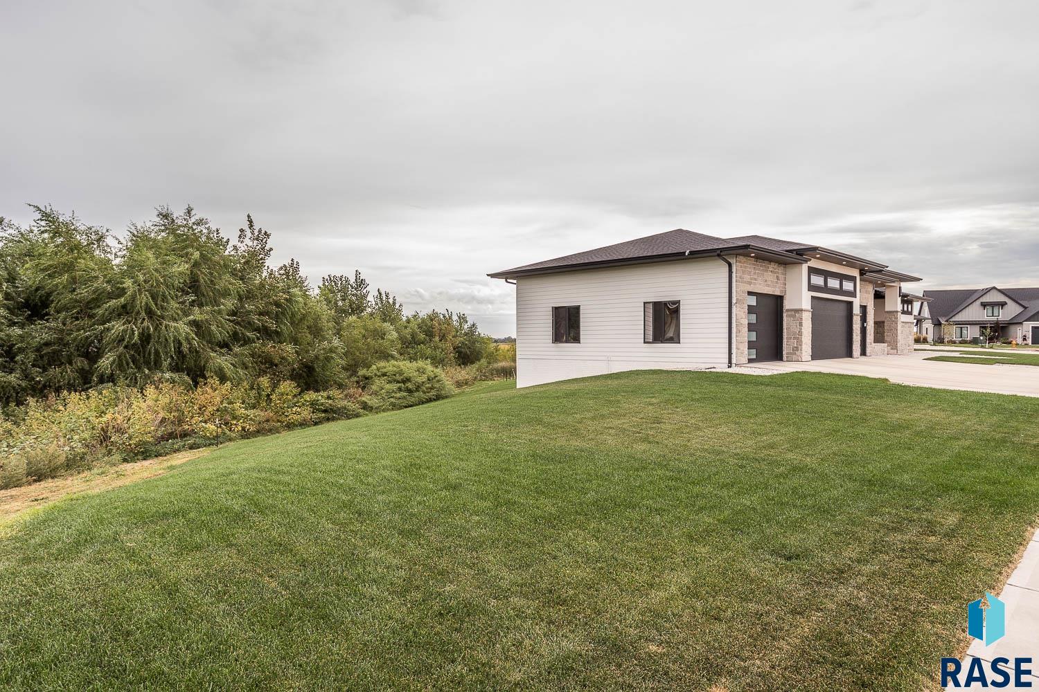 7300 E Gray Eagle Cir Circle, Sioux Falls, South Dakota image 40