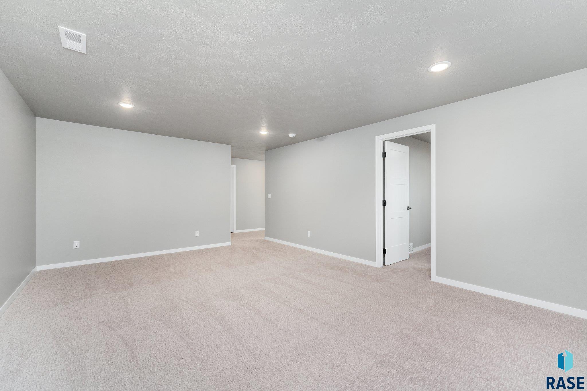 6521 E Steel St Street, Sioux Falls, South Dakota image 15
